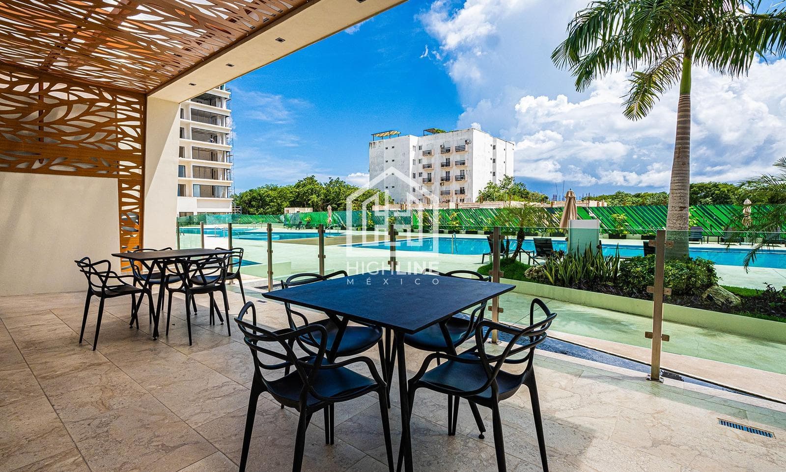 APARTMENT FOR SALE IN PLAYA DEL CARMEN: 2 BEDROOMS, LOCATED IN AN AREA WITH HIGH APPRECIATION POTENTIAL