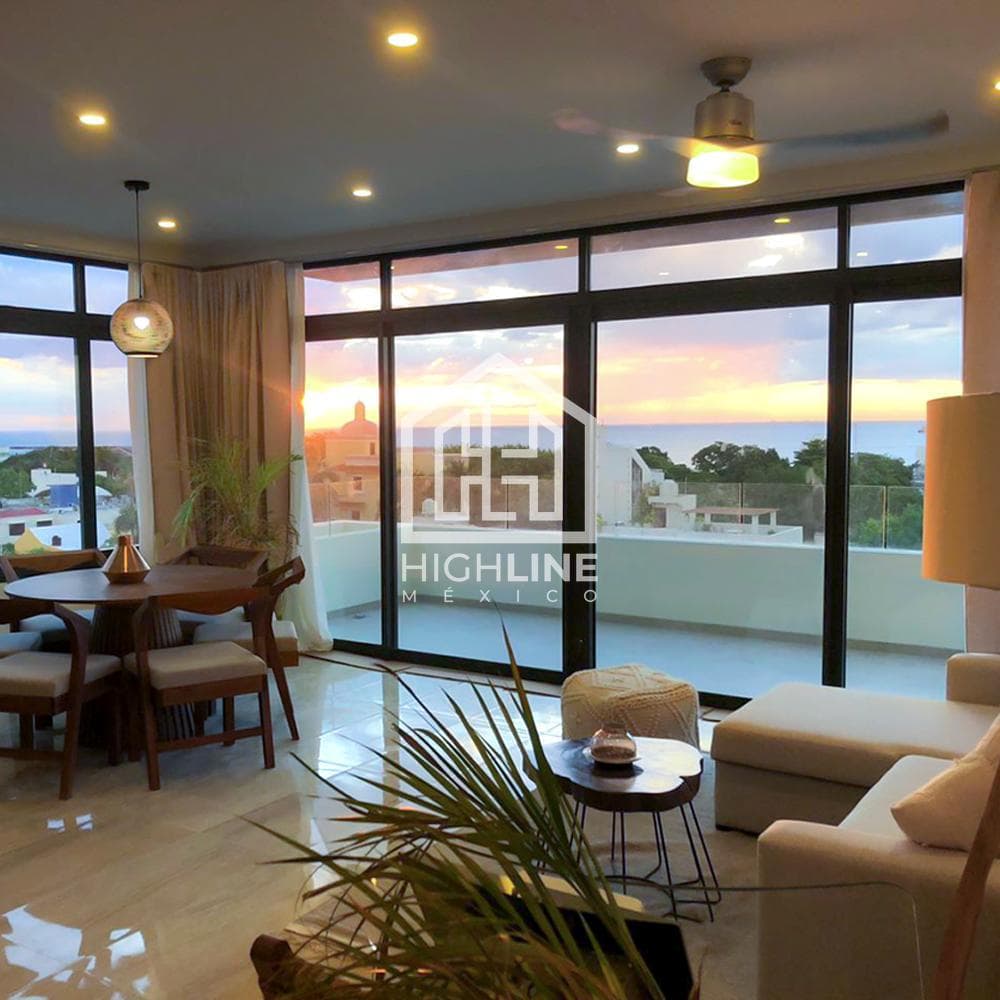 1-bedroom apartment with spacious rooms and a rooftop ocean view