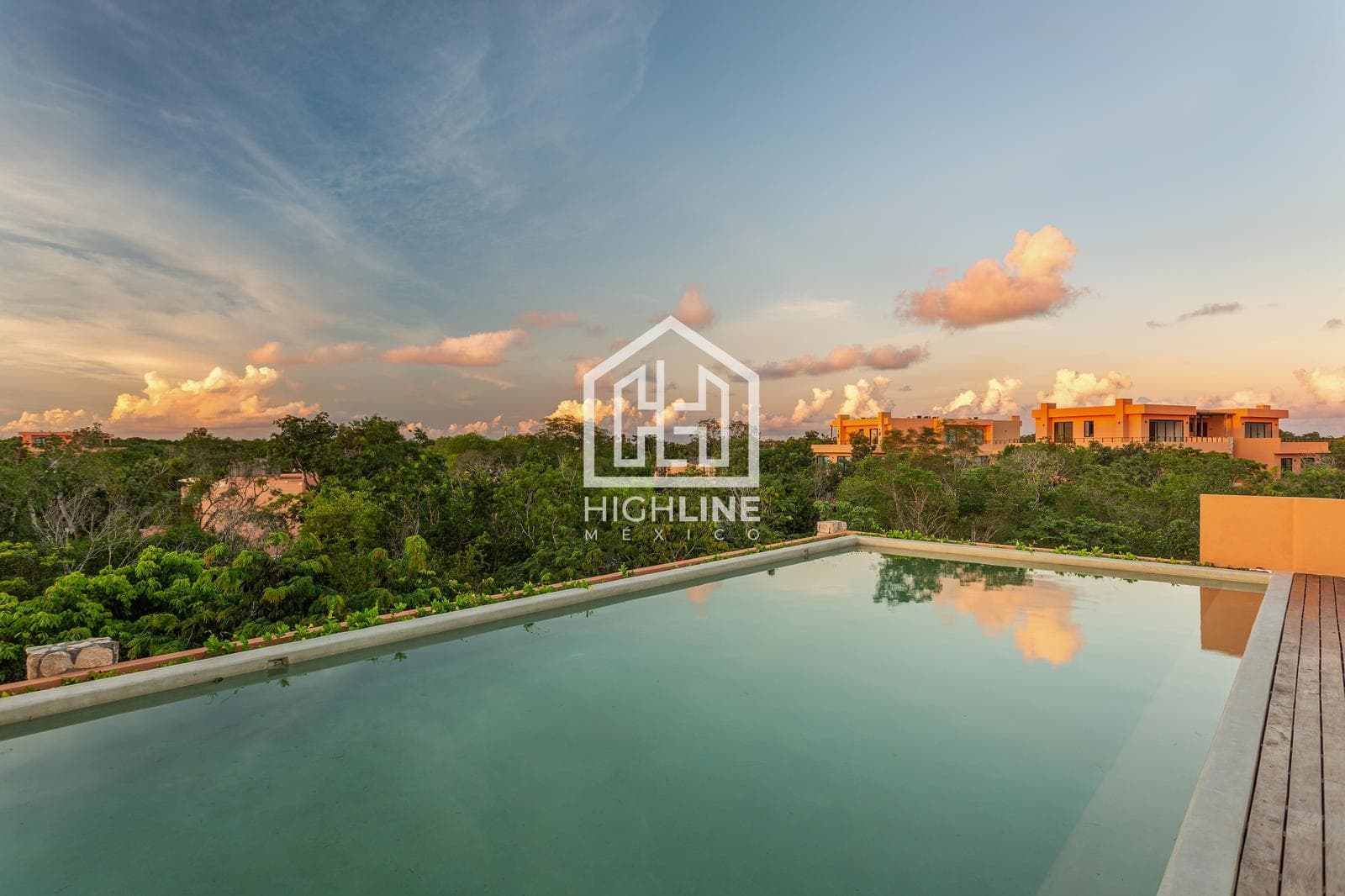 APARTMENT FOR SALE IN TULUM, 10 MINUTES FROM THE BEACH