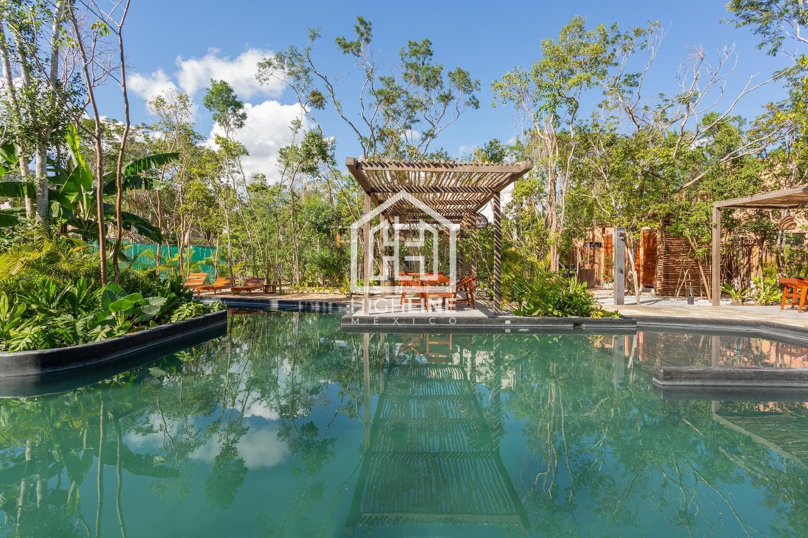 1-BEDROOM APARTMENT FOR SALE IN TULU, 10 MINUTES FROM THE BEACH