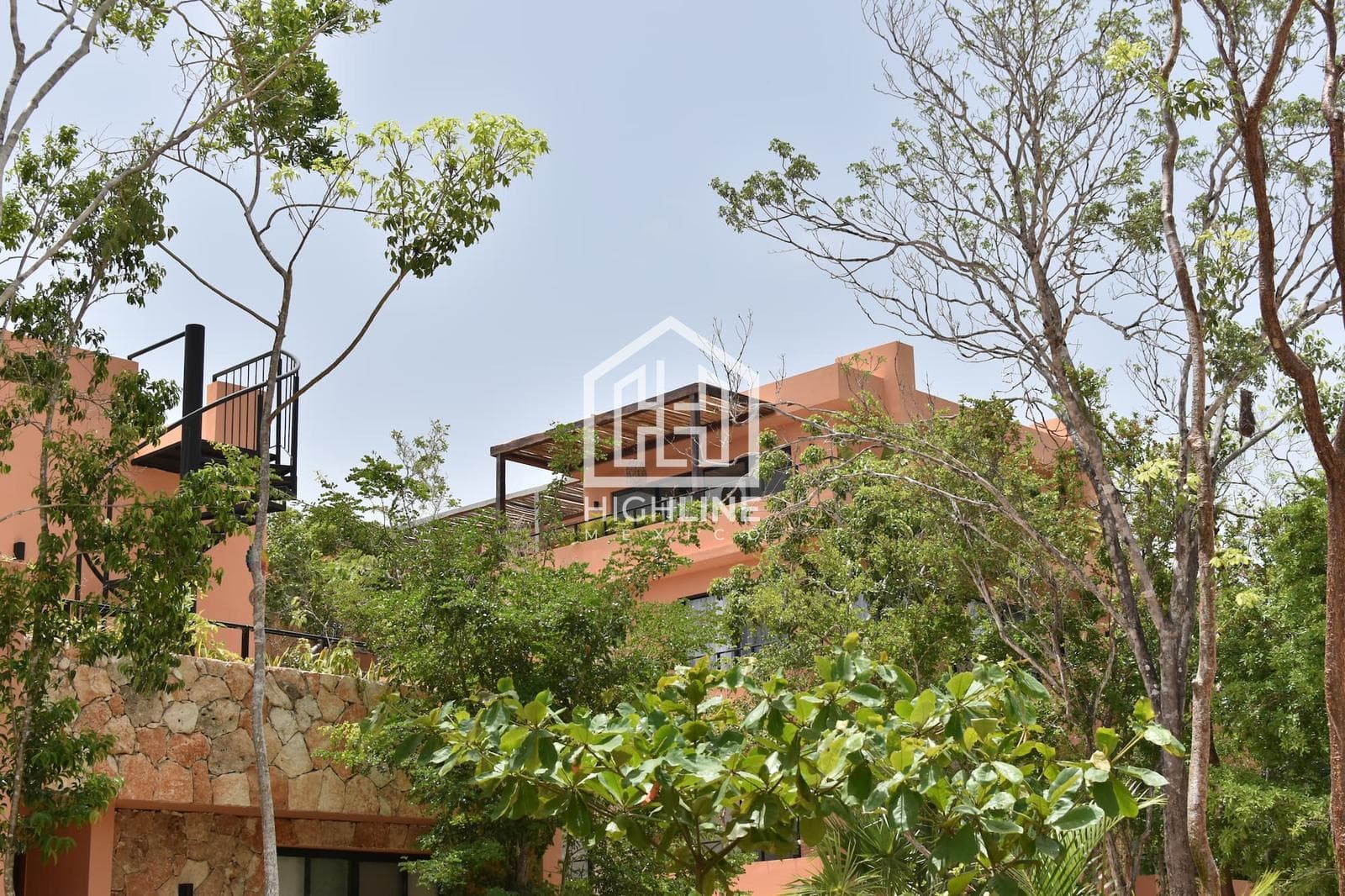 3-BEDROOM HOUSE FOR SALE IN TULUM, 10 MINUTES FROM THE BEACH