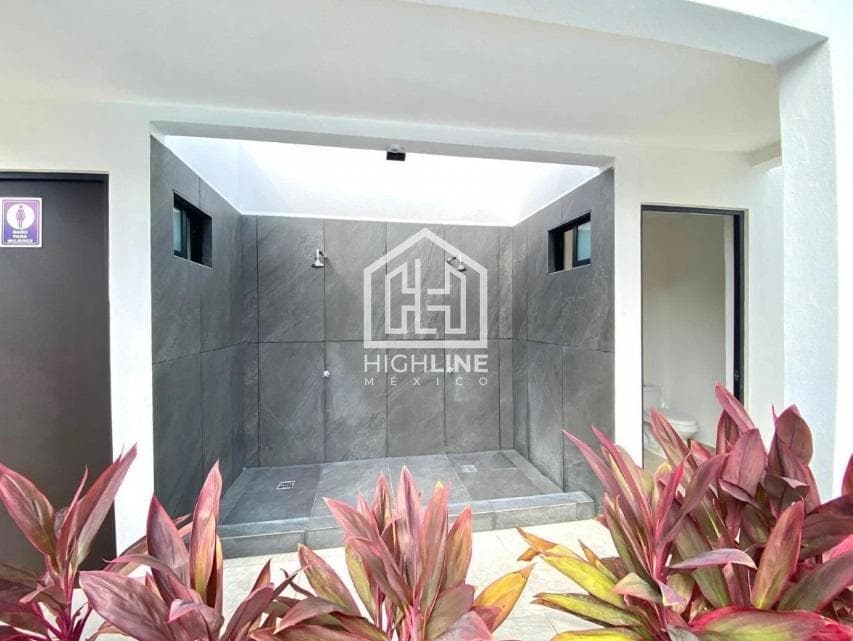 House for sale in Cancun, Huayacan Avenue.