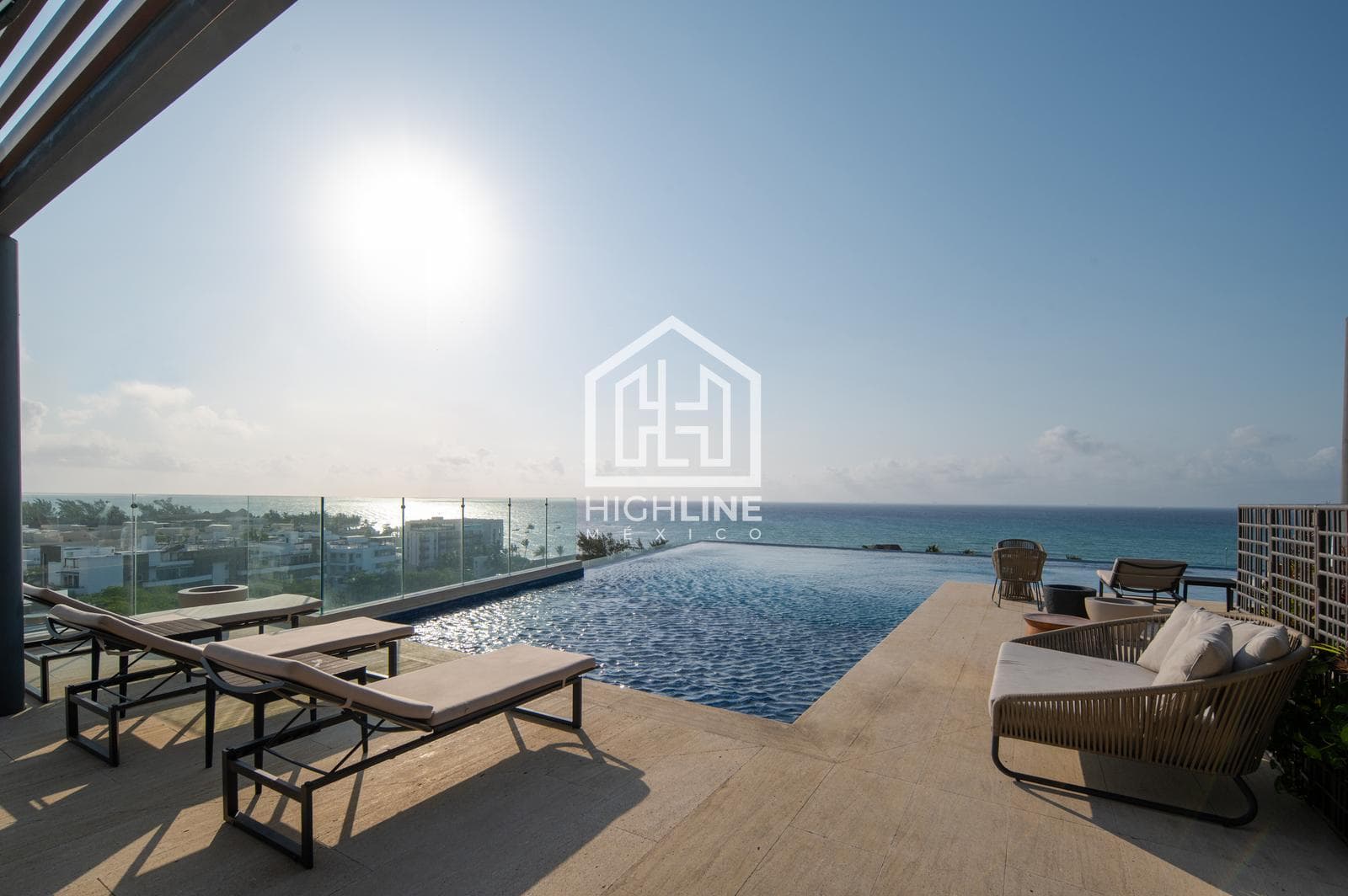 3-BEDROOM APARTMENT WITH OCEAN VIEW / PLAYA DEL CARMEN / PROMOTIONAL PRICE / CAPITAL GAINS.