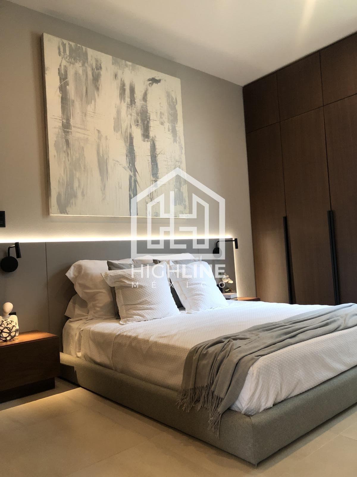 3-Bedroom House for Sale in Playa del Carmen with a Rooftop and Private Pool