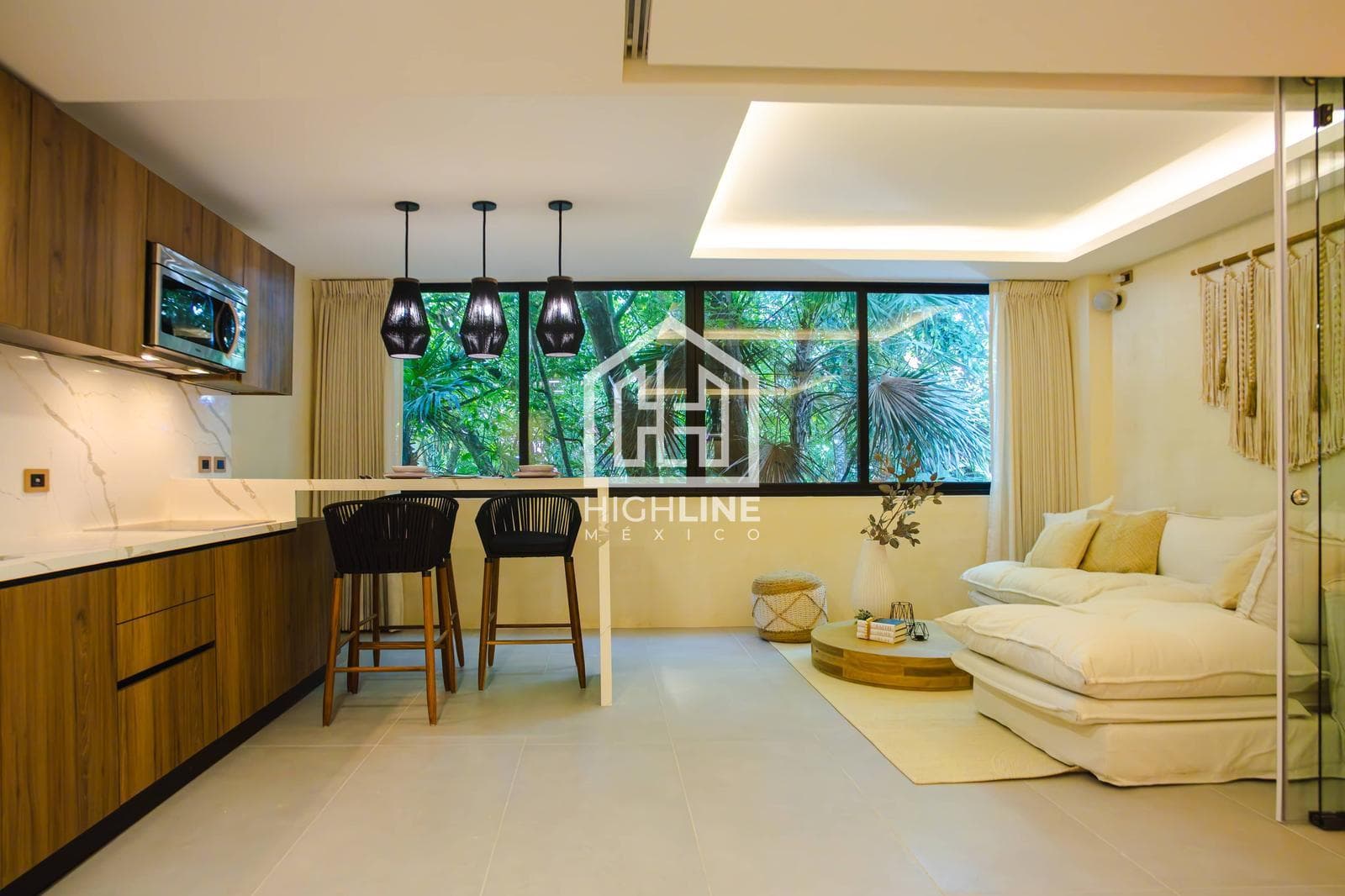 1-BEDROOM APARTMENT / 1 STREET FROM THE OCEAN / FULLY FURNISHED / ROOF WITH OCEAN VIEW / CAPITAL GAINS / ROI. Apartment in