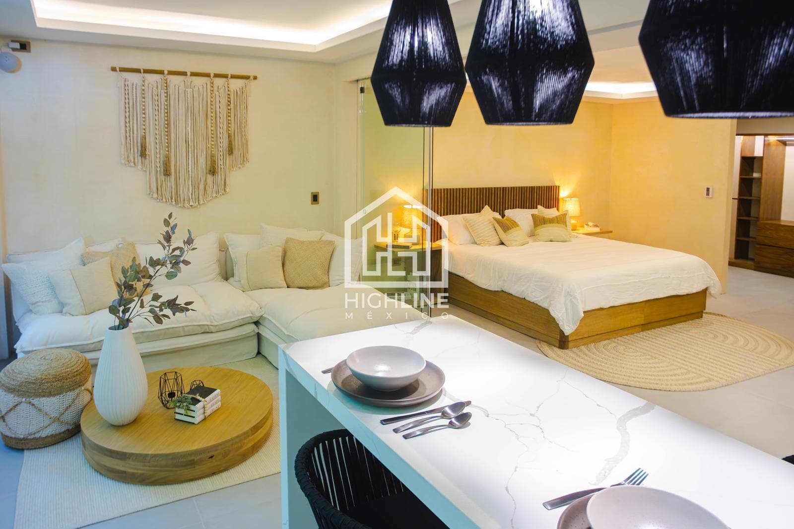 1-BEDROOM APARTMENT / NEW CONSTRUCTION / FULLY FURNISHED / ROOFTOP WITH OCEAN VIEW / CAPITAL GAINS / ROI.