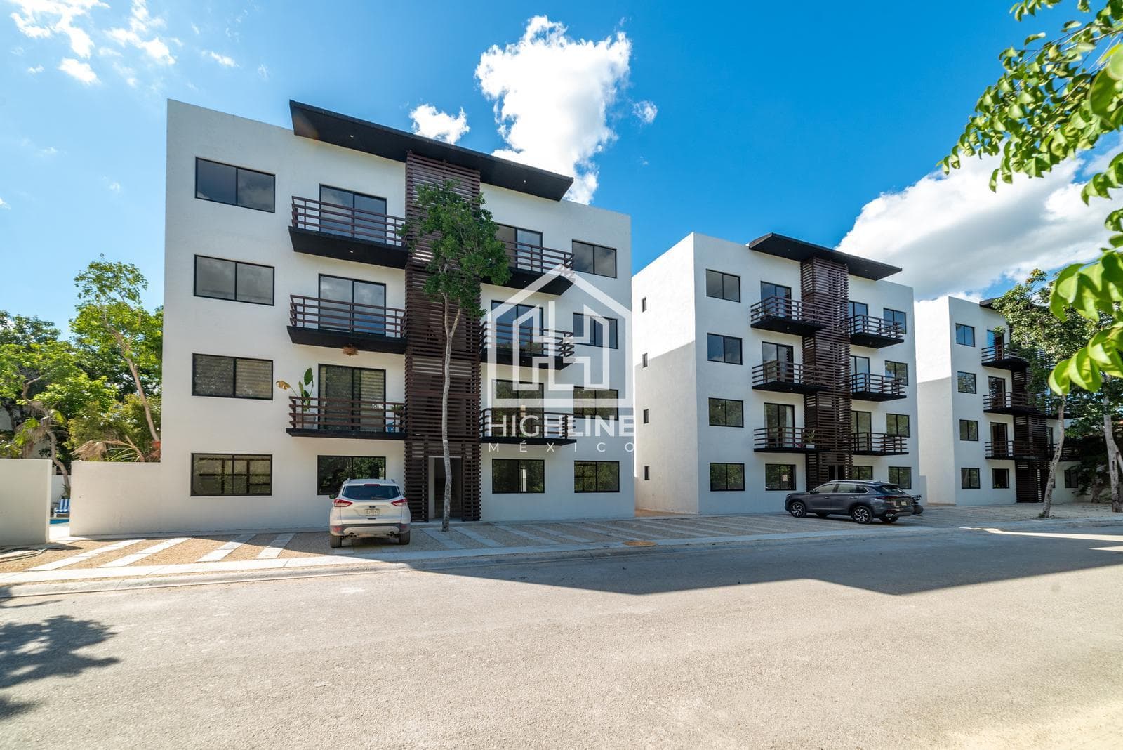 2-bedroom apartment in Tulum, ground floor with a terrace and private pool, 15 minutes from the beach
