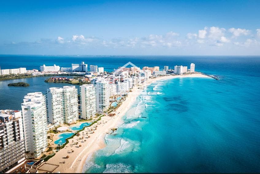 Apartment for Sale in Costa Mujeres, Cancun—Ideal for Living or Renting, Second Row from the Ocean
