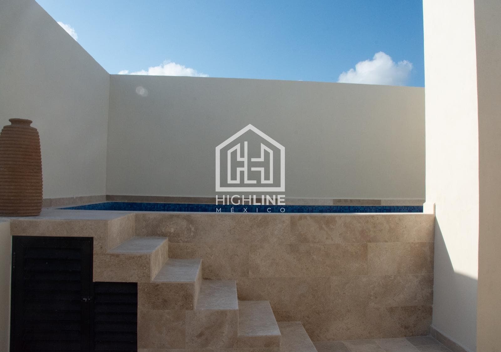 2-BEDROOM APARTMENT WITH LOCK-OFF / PRE-SALE / TULUM / 10% DISCOUNT / 7 MINUTES FROM THE BEACH / ROI.