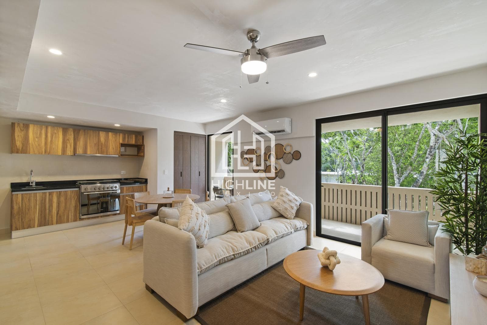 2-BEDROOM HOUSE FOR SALE / TULUM / 10 MINUTES FROM THE BEACH / GYM / POOL / PRIVATE ROOFTOP.