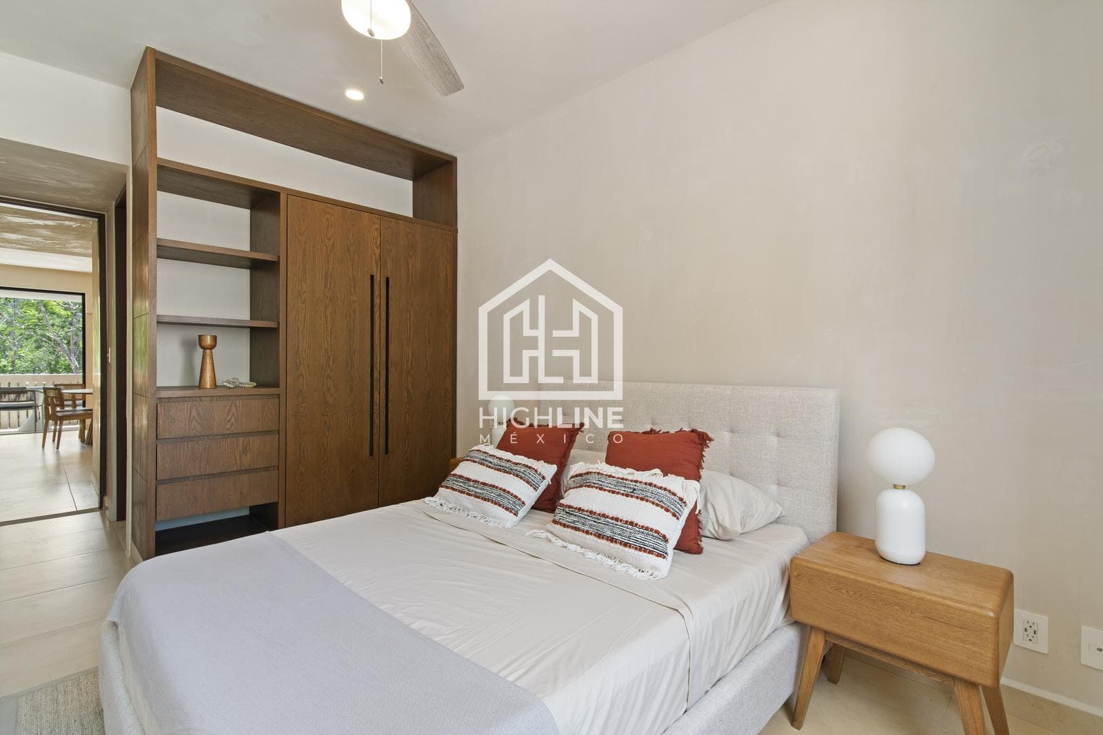 2-BEDROOM HOUSE FOR SALE / TULUM / 10 MINUTES FROM THE BEACH / GYM / POOL / PRIVATE ROOFTOP.