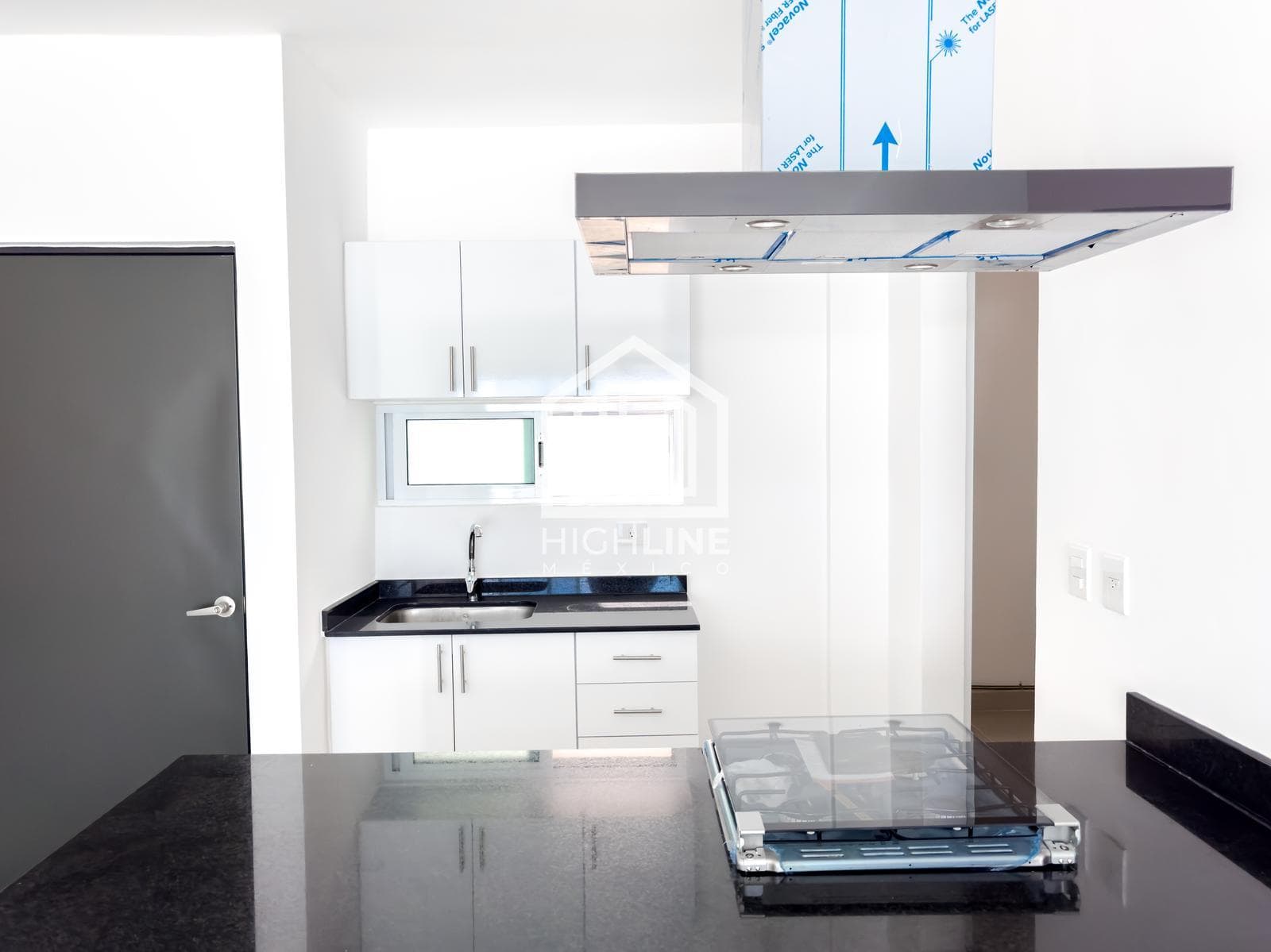 2-BEDROOM APARTMENT IN PH/ FOR SALE/ RESIDENTIAL COMPLEX/ 5 MINUTES FROM THE BEACH/ ROI/ CAPITAL GAINS.