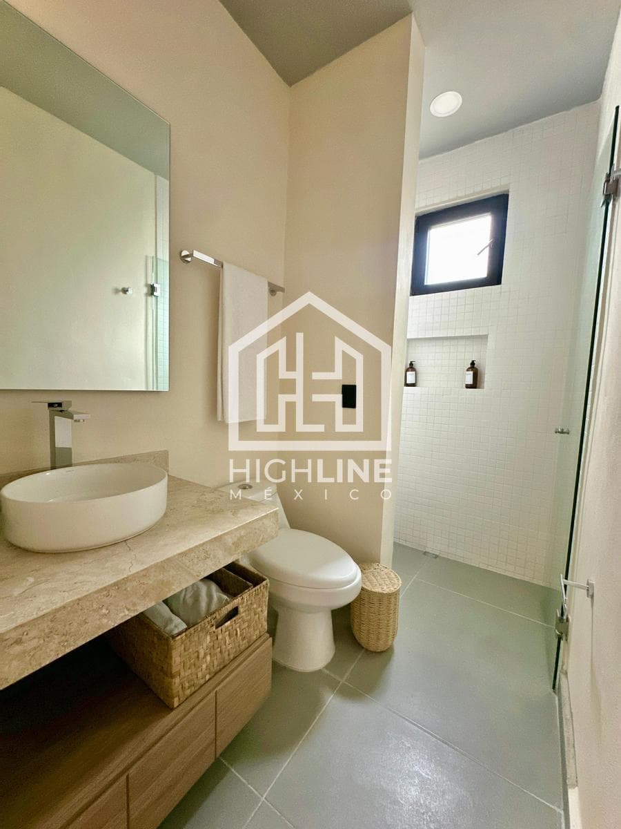 Apartment for Sale, Playa del Carmen: 3 Bedrooms with Pool