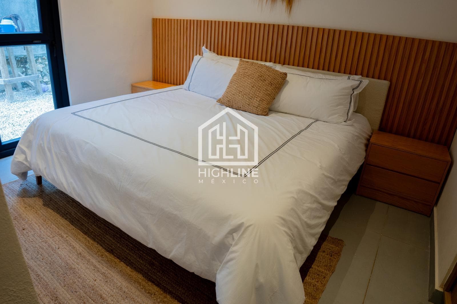 Apartment for Sale, Playa del Carmen: 3 Bedrooms with Pool