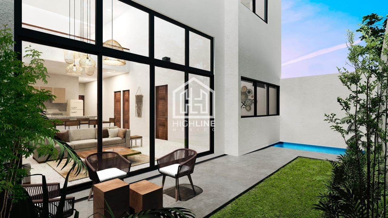 House for Sale in Playa del Carmen with a Pool