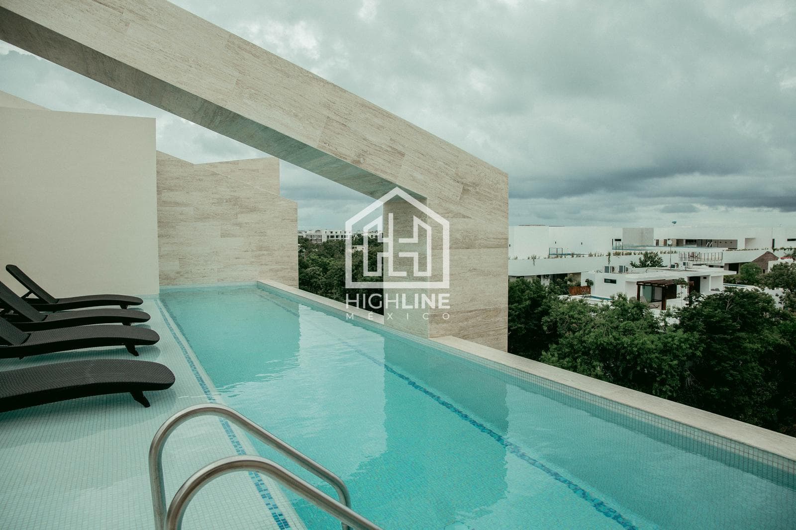 1-bedroom apartment for sale in Tulum with a pool and gym