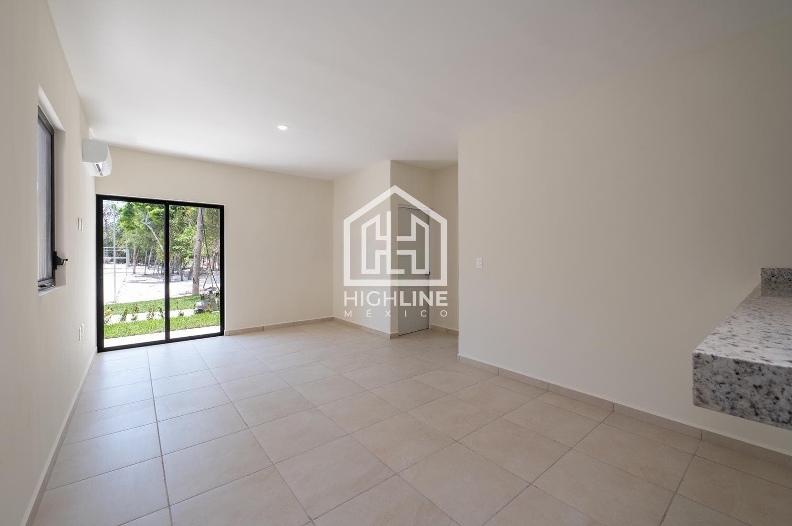 PENTHOUSE EN PUERTO MORELOS, MÁS DE 30 AMENIDADES. ENTREGA INMEDIATA. IDEAL PARA AIRBNB.