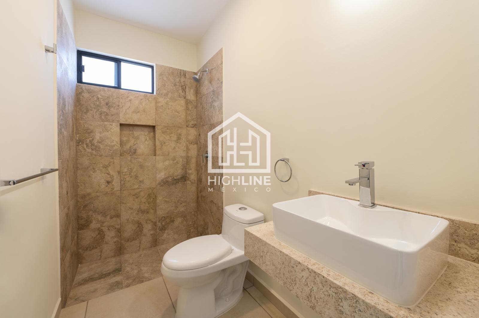 PENTHOUSE EN PUERTO MORELOS, MÁS DE 30 AMENIDADES. ENTREGA INMEDIATA. IDEAL PARA AIRBNB.