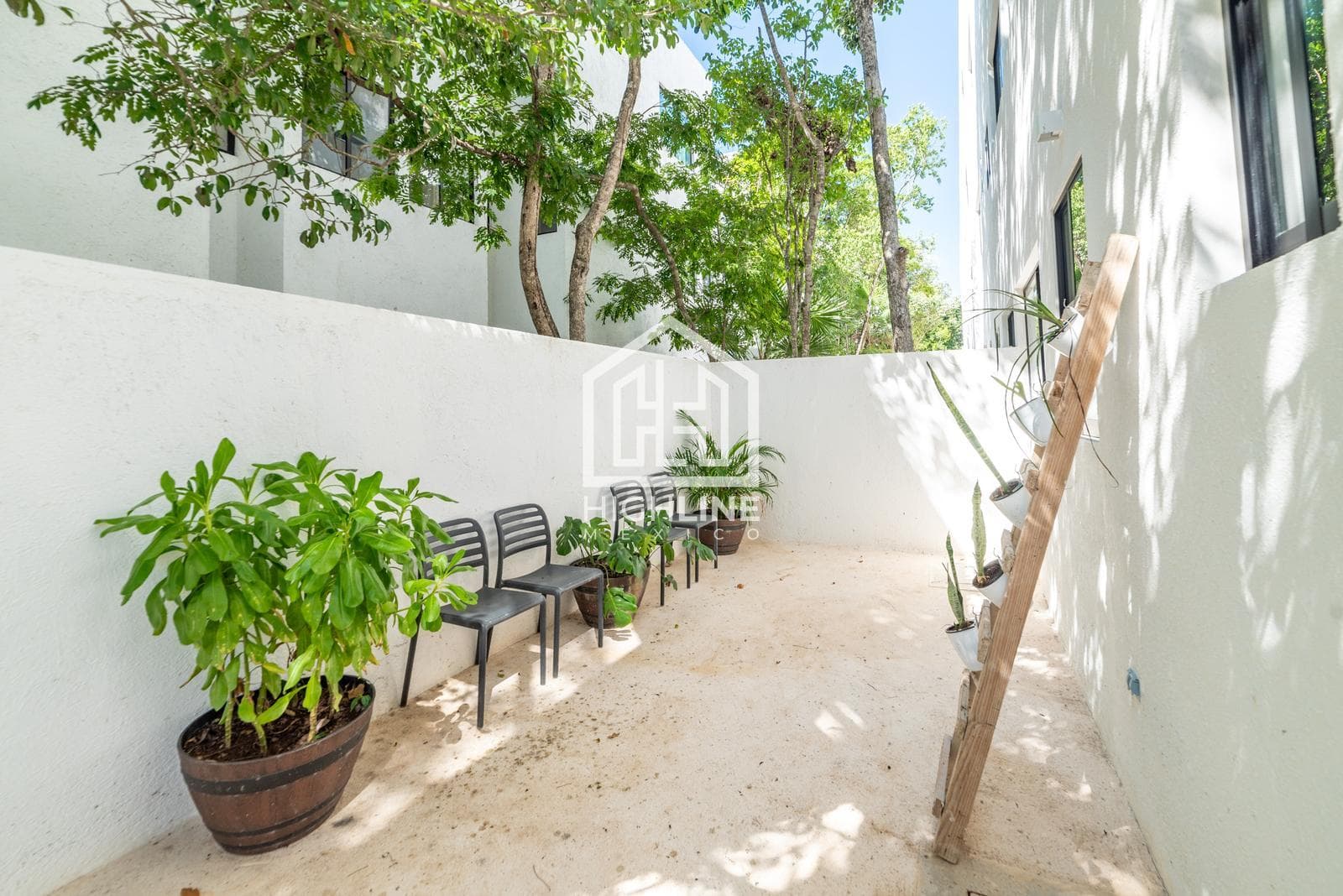 DEPARTAMENTO 2 RECAMARAS /TULUM/ 12 MINUTOS DEL MAR/ VENTA/ ALBERCA PRIVADA Y ESTACIONAMIENTO.
