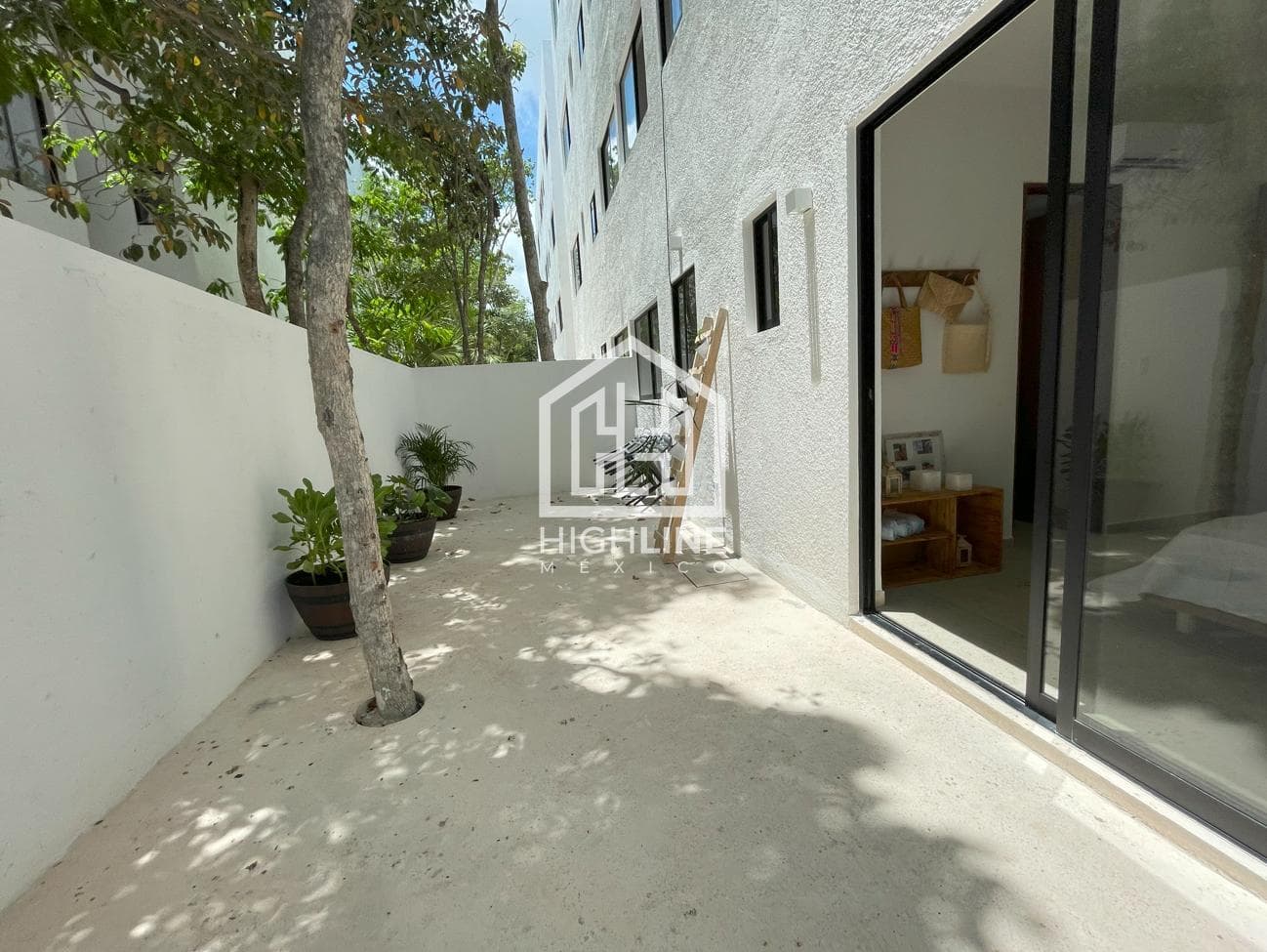 DEPARTAMENTO 2 RECAMARAS /TULUM/ 12 MINUTOS DEL MAR/ VENTA/ ALBERCA PRIVADA Y ESTACIONAMIENTO.