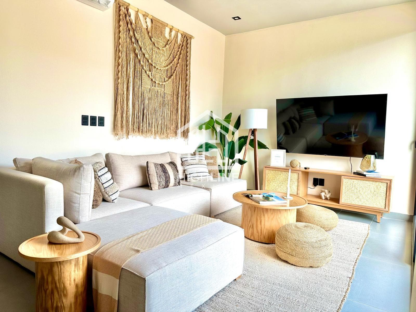3-BEDROOM APARTMENT / PRE-SALE / PLAYA DEL CARMEN / 10 MINUTES FROM THE BEACH / PADEL.