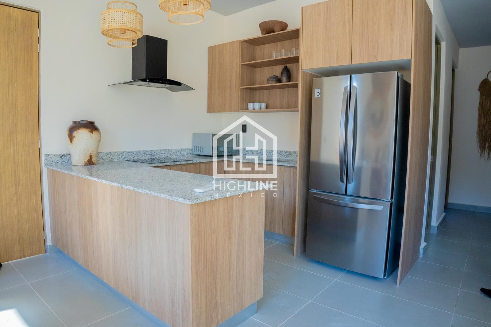 3-BEDROOM APARTMENT / PRE-SALE / PLAYA DEL CARMEN / 10 MINUTES FROM THE BEACH / PADEL.