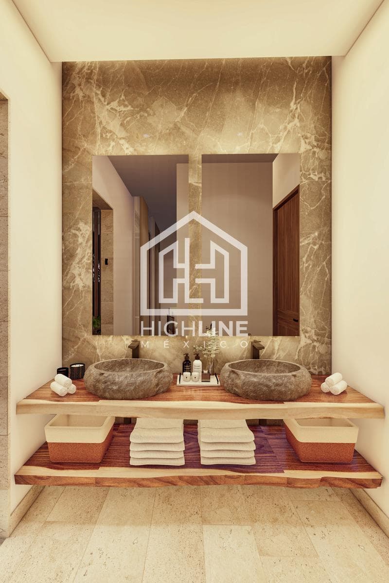 House for SALE in Tulum, 3 bedrooms, with access to a golf course
