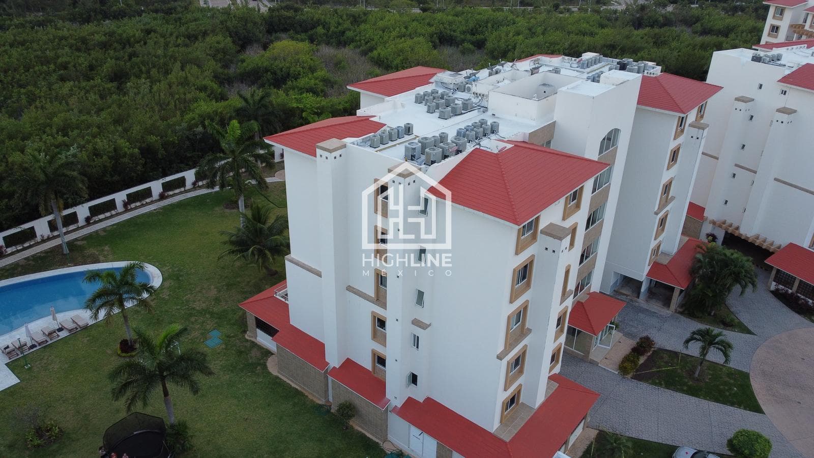 TWO-BEDROOM APARTMENT FOR SALE IN CANCUN, 10 MINUTES FROM THE HOTEL ZONE