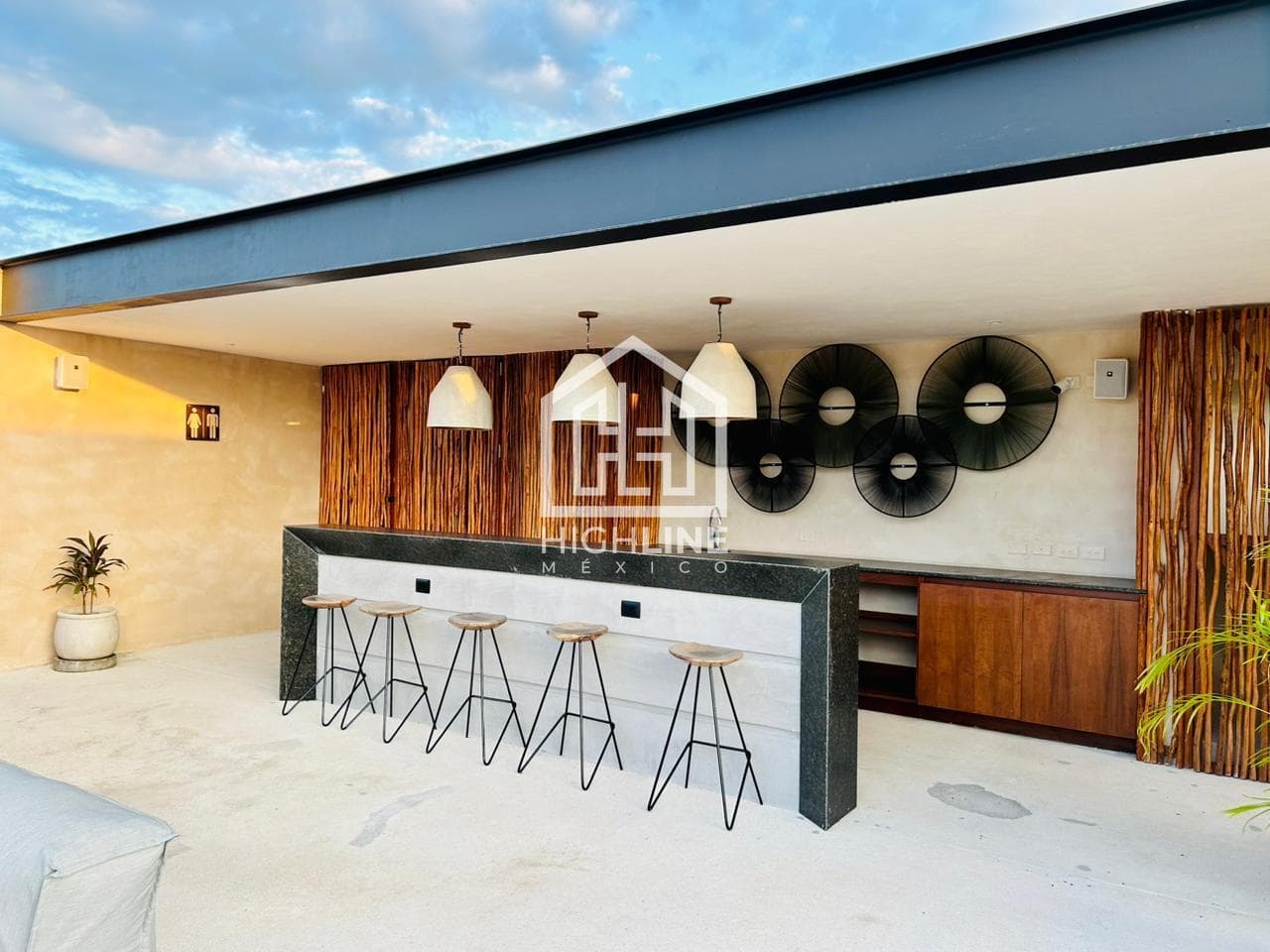 DEPARTAMENTO EN VENTA DE UNA HABITACION EN ALDEA ZAMA AMUEBLADO A 6 MINUTOS DEL MAR