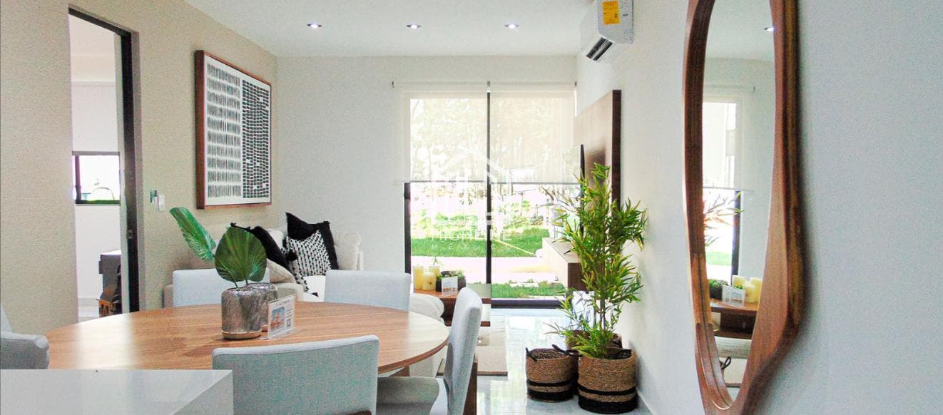 APARTMENT FOR SALE IN PLAYA DEL CARMEN: 2 BEDROOMS, PADEL COURT, GYM