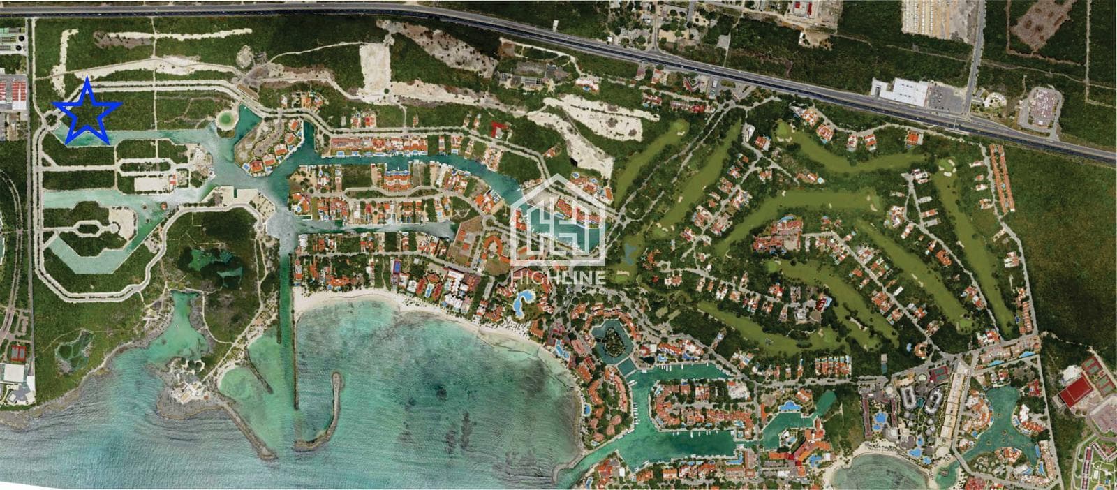 3-Bedroom Penthouse for Sale in Puerto Aventuras with Marina and Rooftop
