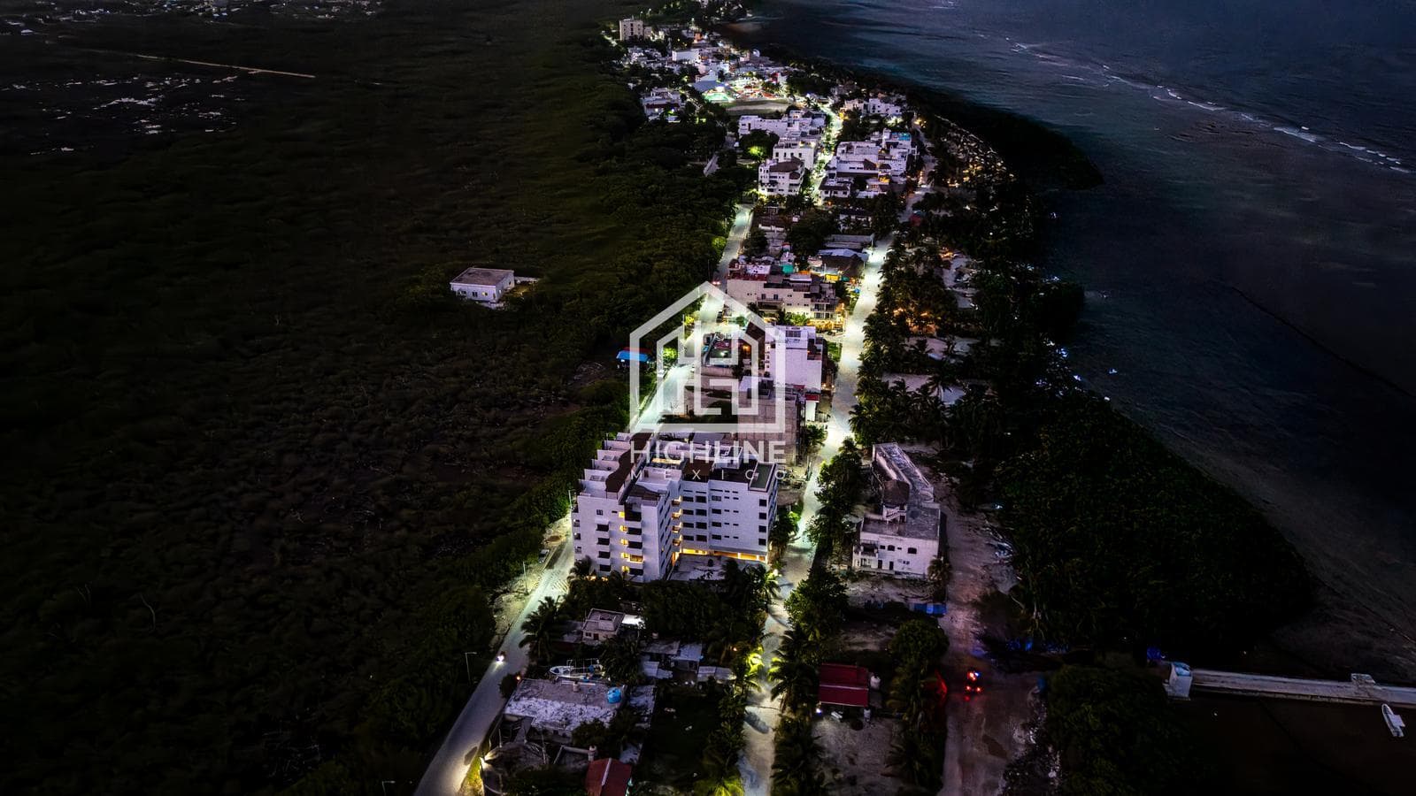 BEACHFRONT APARTMENT FOR SALE, MAHAHUAL, PREMIUM, CRUISE SHIPS, ARRECIFE, SHOPPING DISTRICT, CAPITAL GAINS
