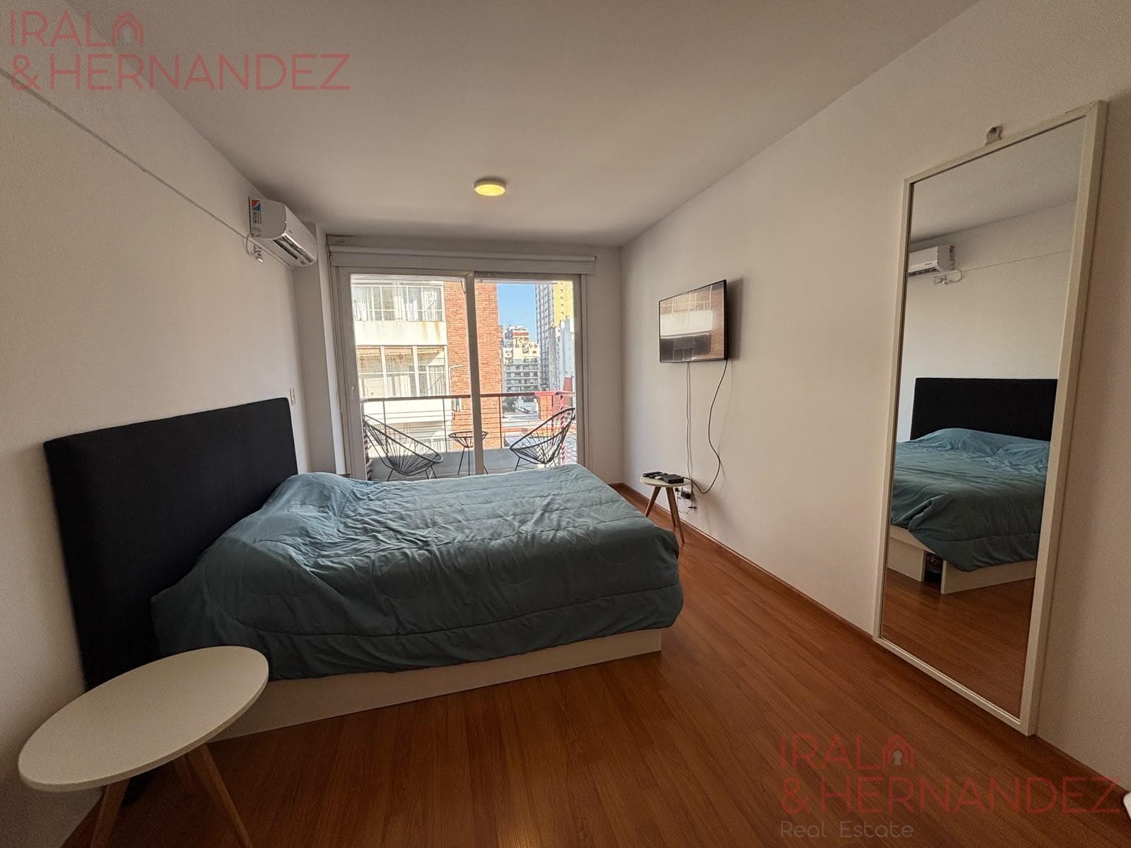 FOR SALE: VERY BRIGHT STUDIO APARTMENT IN BELGRANO
