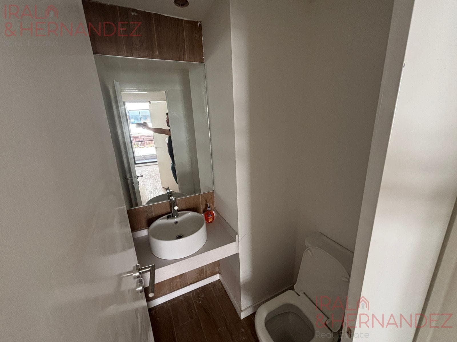 FOR SALE: 2-ROOM APARTMENT IN POZO VILLA CRESPO / ON THE STREET FRONT