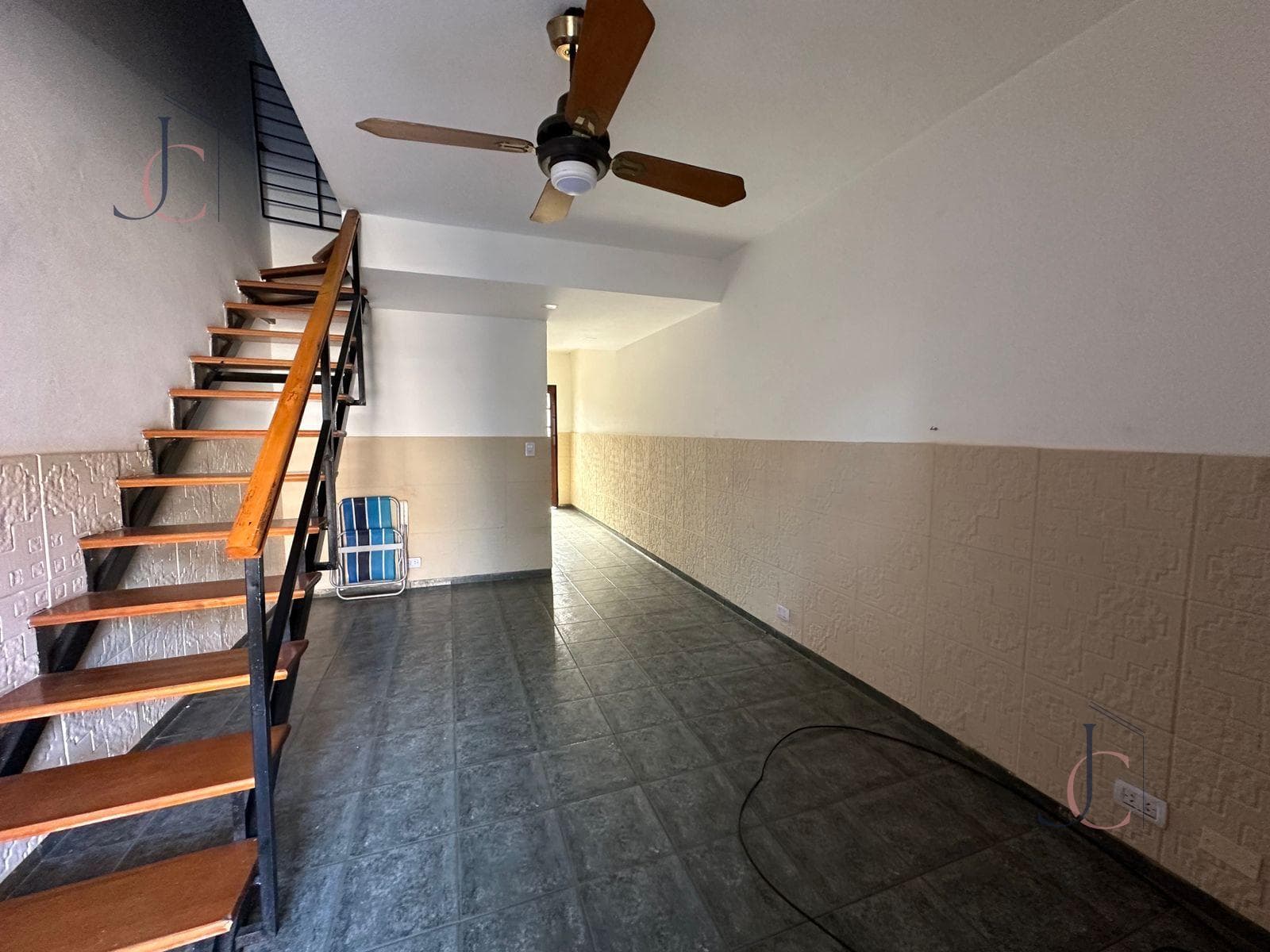 3-room duplex for sale with a patio and garage in Castelar Norte