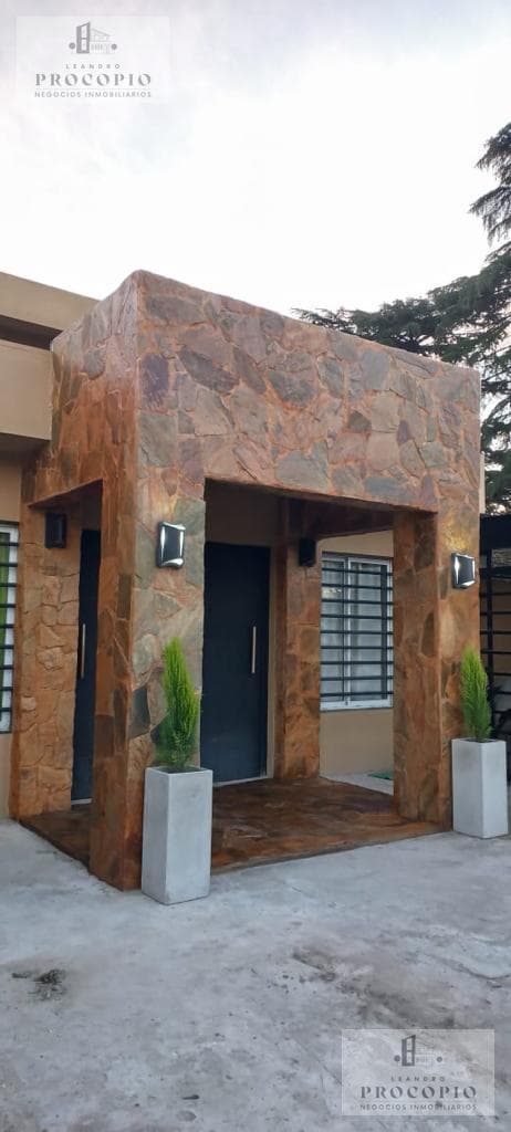 3-Bedroom Homes for Sale as a Group in Moreno