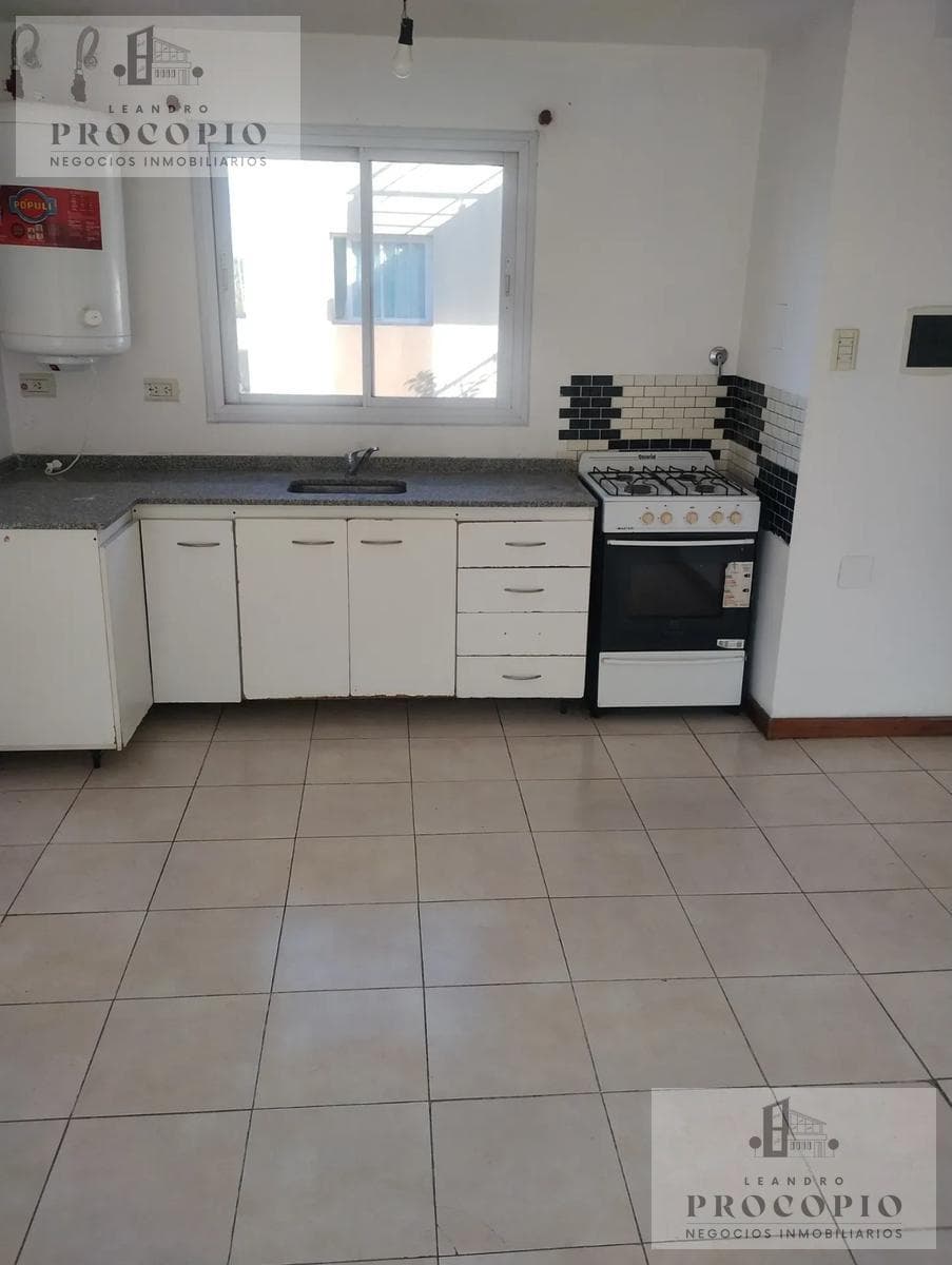 Two-room apartment in Moreno