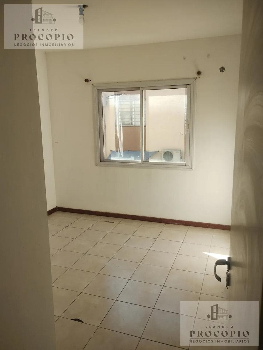Two-room apartment in Moreno