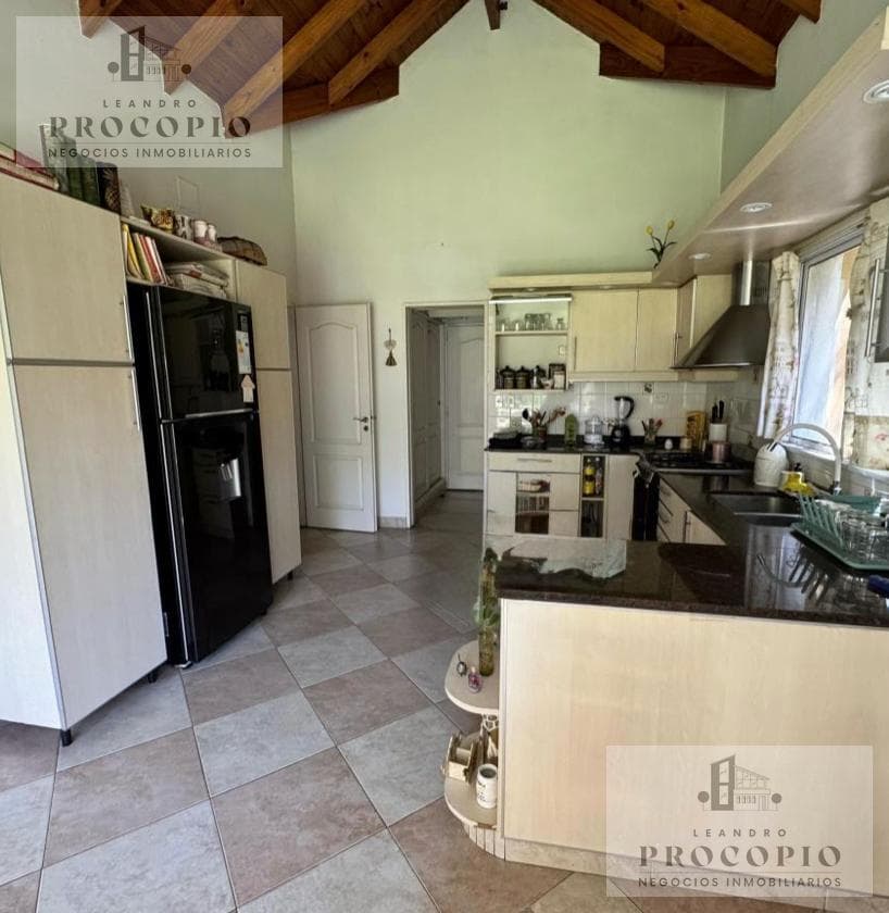 Casa 4 ambientes en venta en Barrio cerrado El Resuello