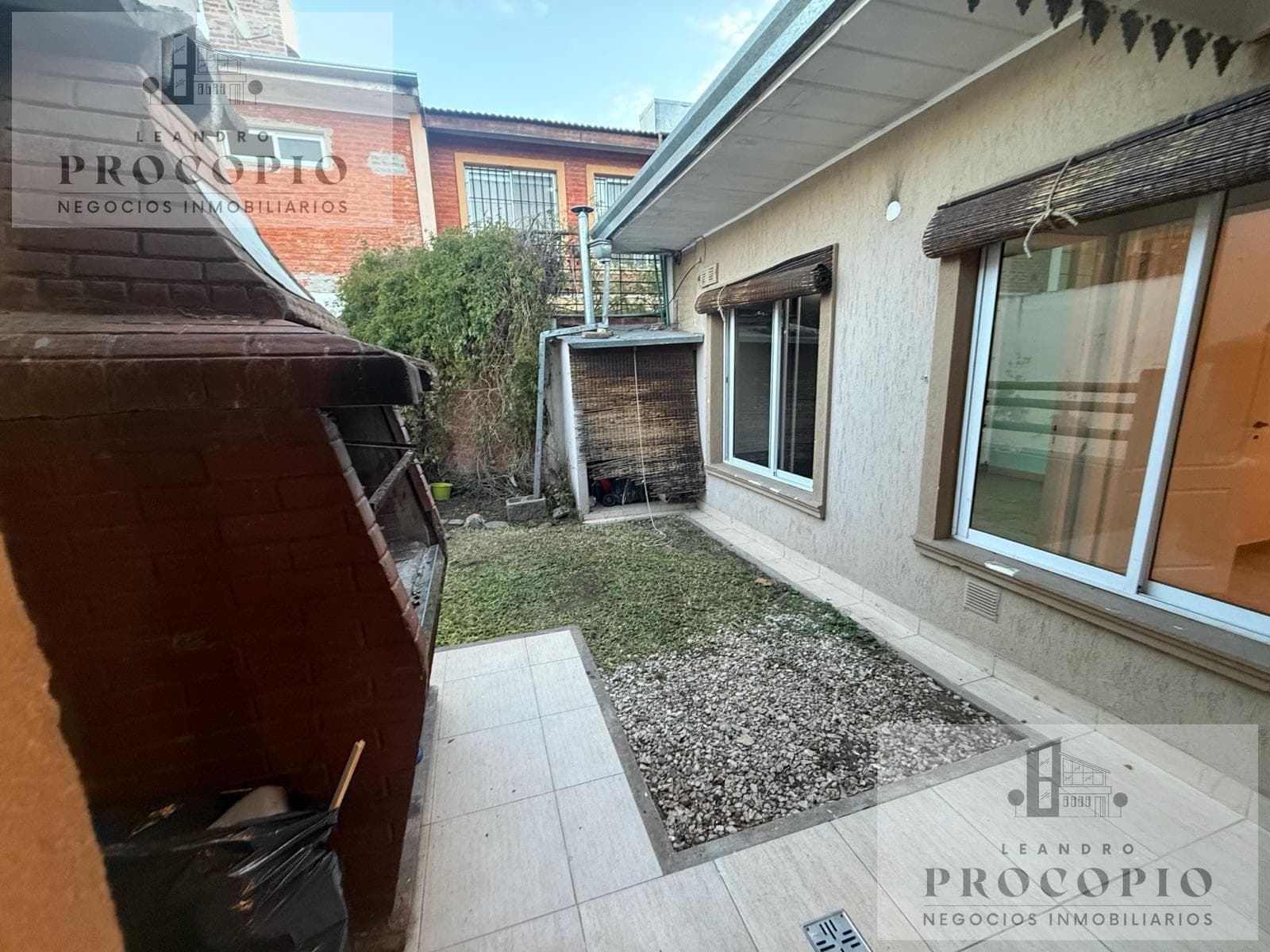 3-room house-style apartment for rent in San Antonio de Padua