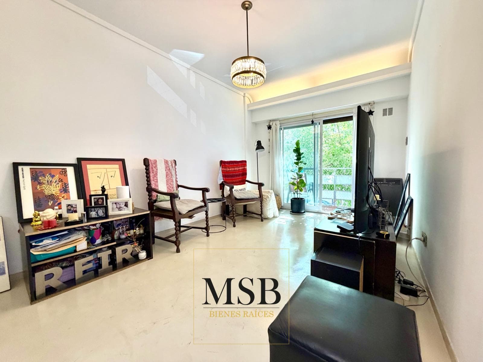 Renovated 3-bedroom apartment with a balcony | La Plata