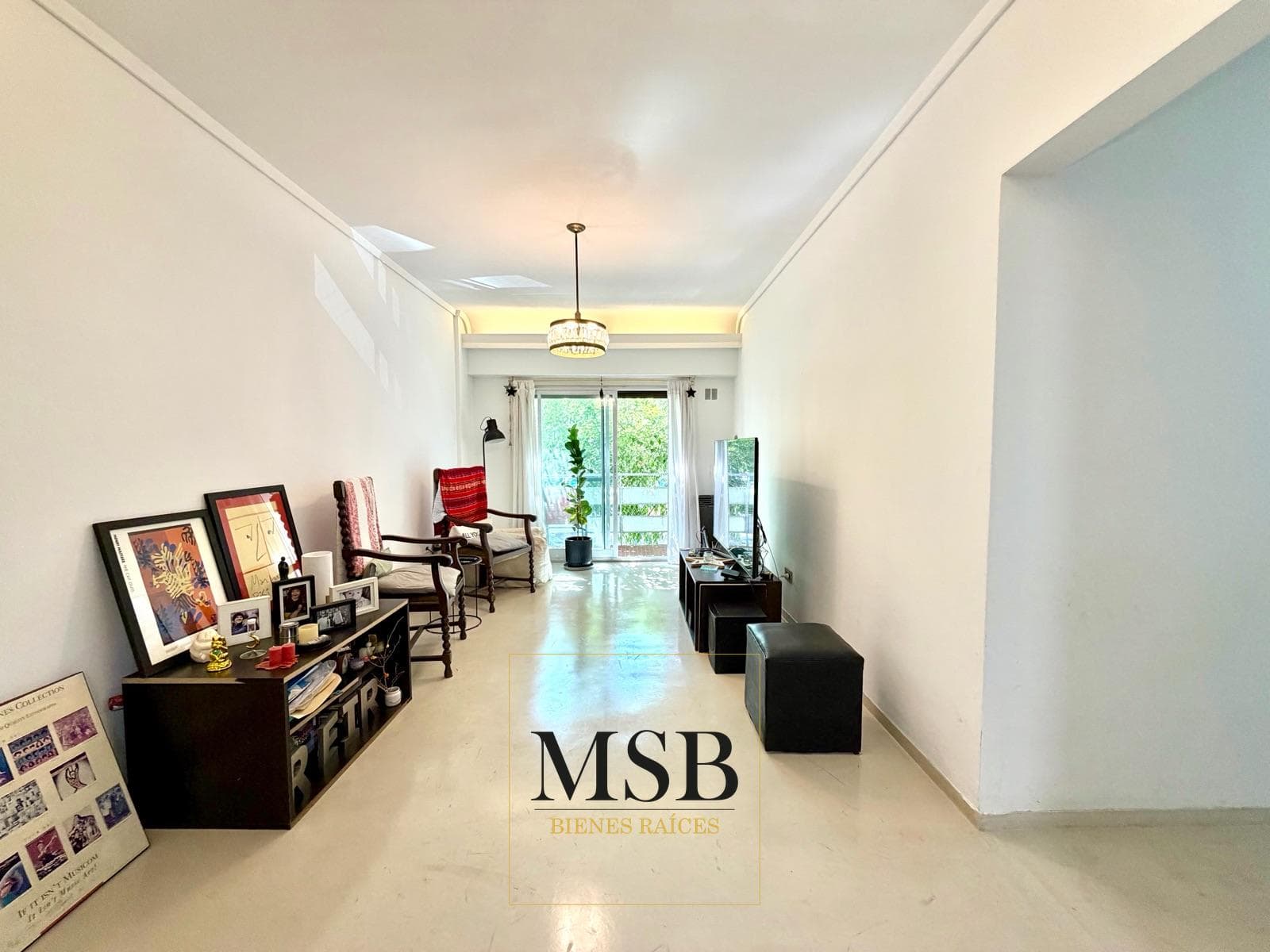 Renovated 3-bedroom apartment with a balcony | La Plata