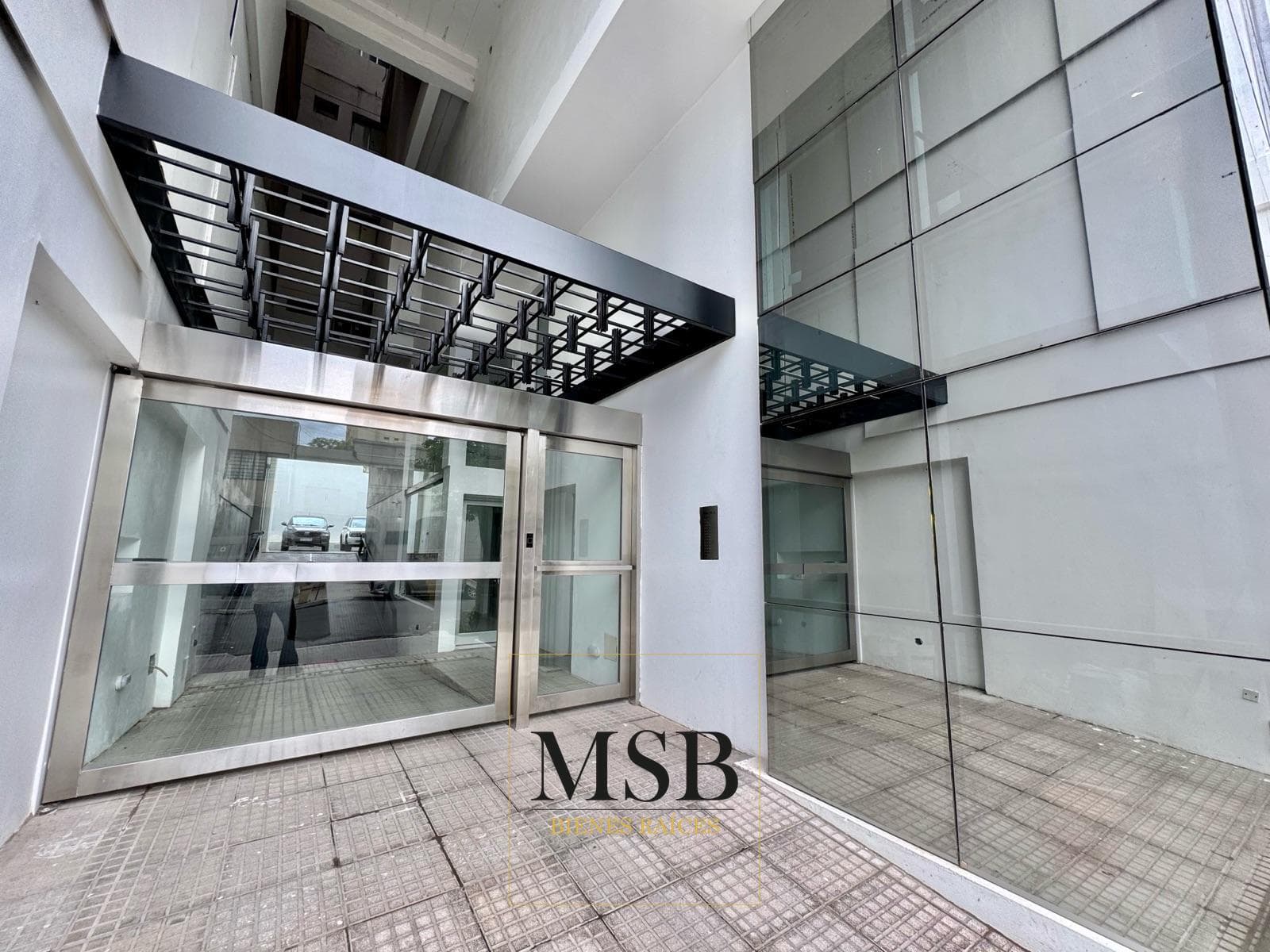Brand-new office - Court District
