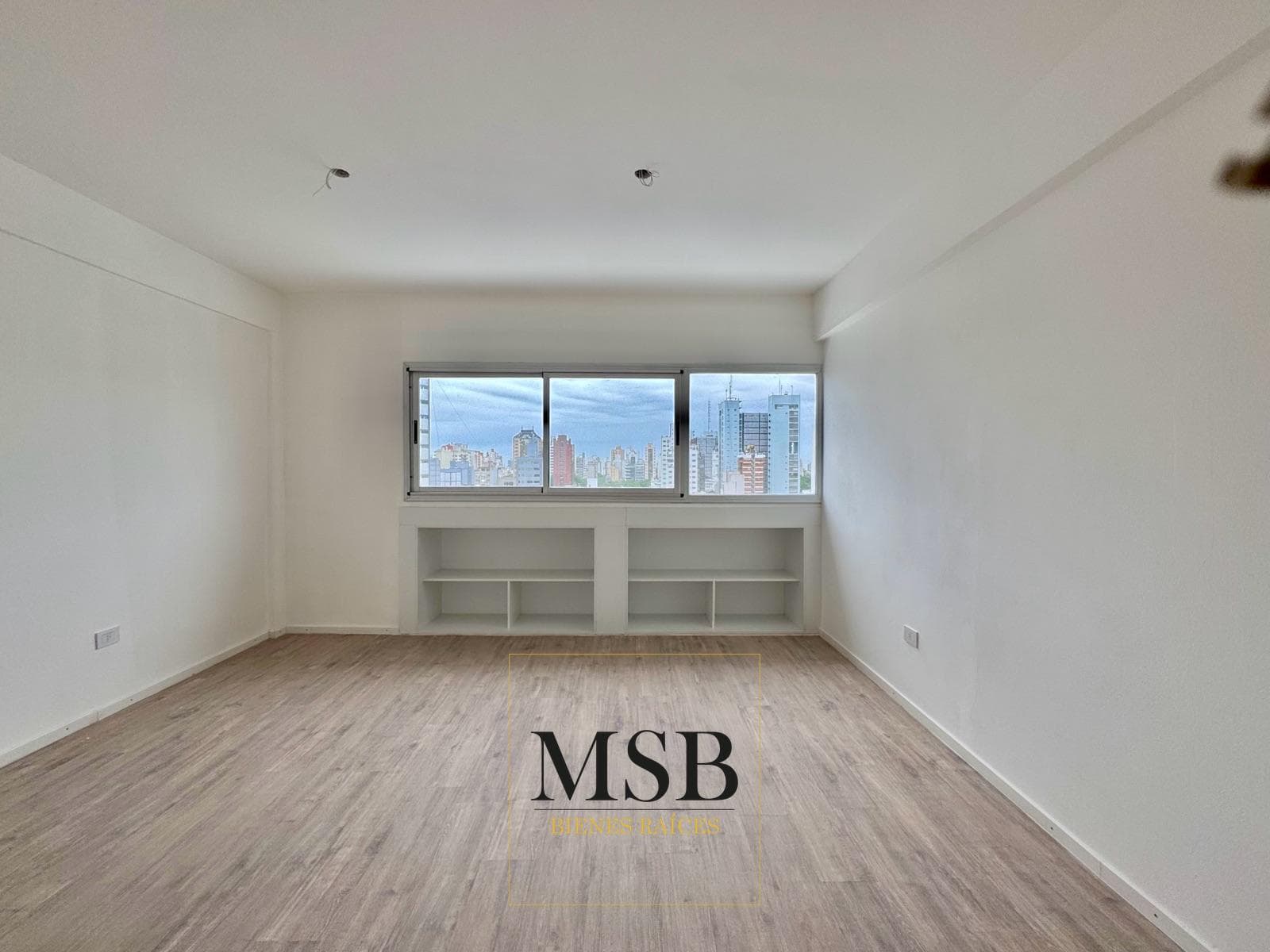 Brand-new office - Court District