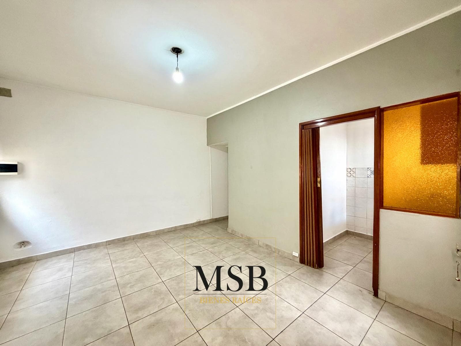 2-Bedroom House with Patio for Sale - La Plata