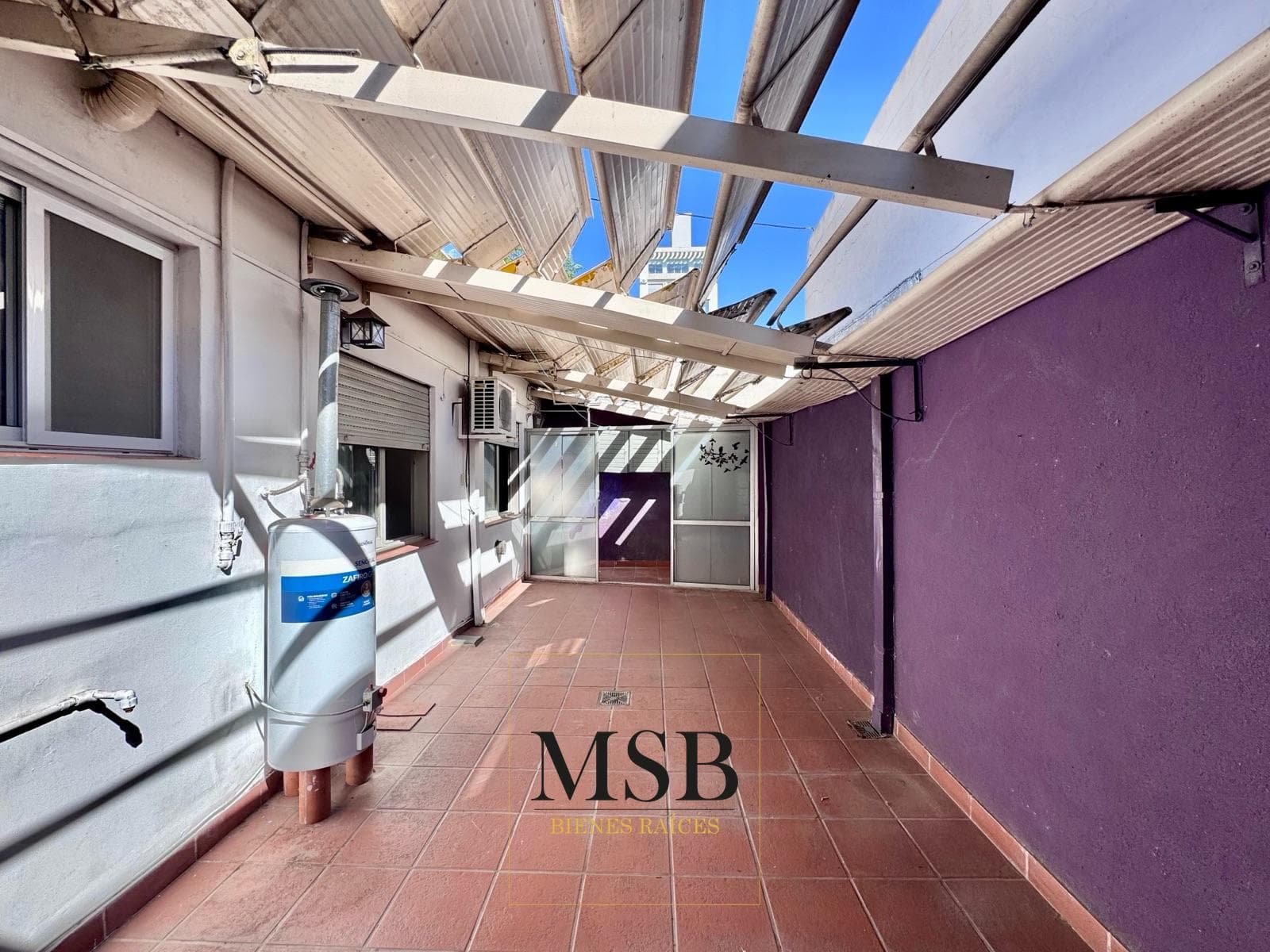 2-Bedroom House with Patio for Sale - La Plata