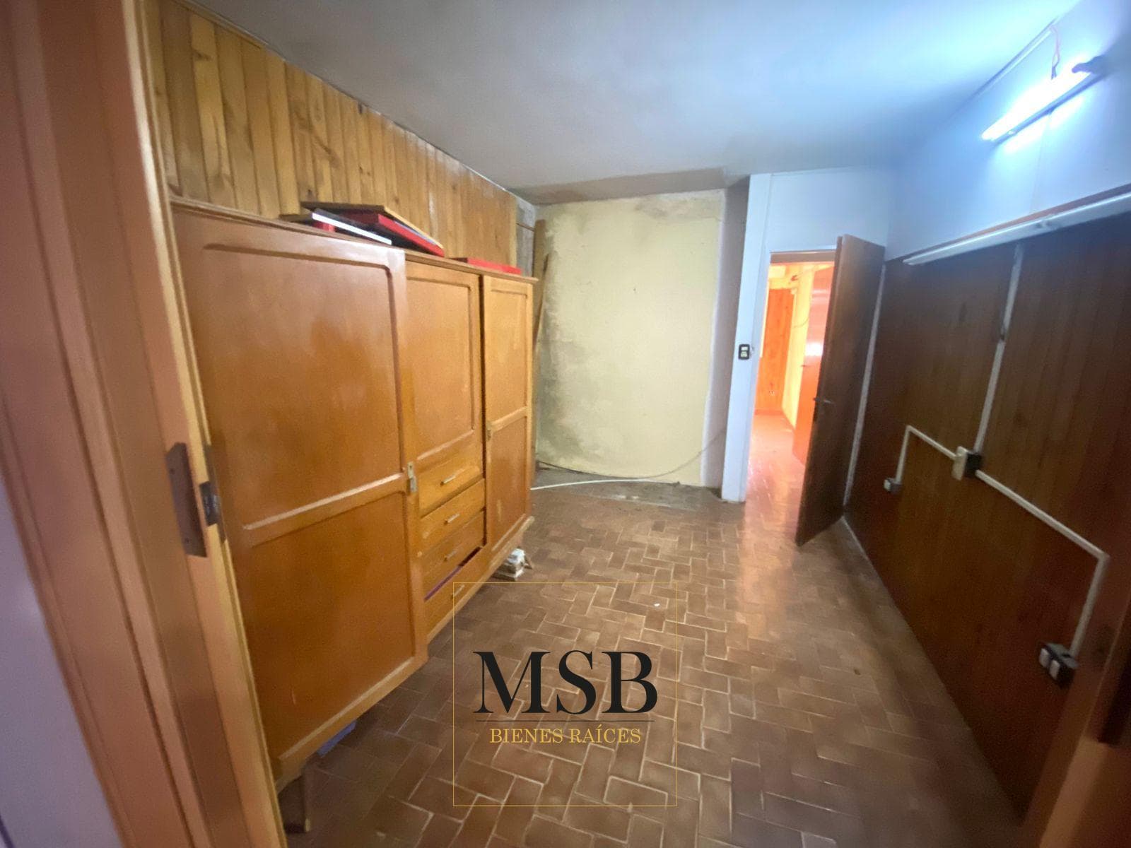 4-room house for sale | Downtown Berazategui | Large lot