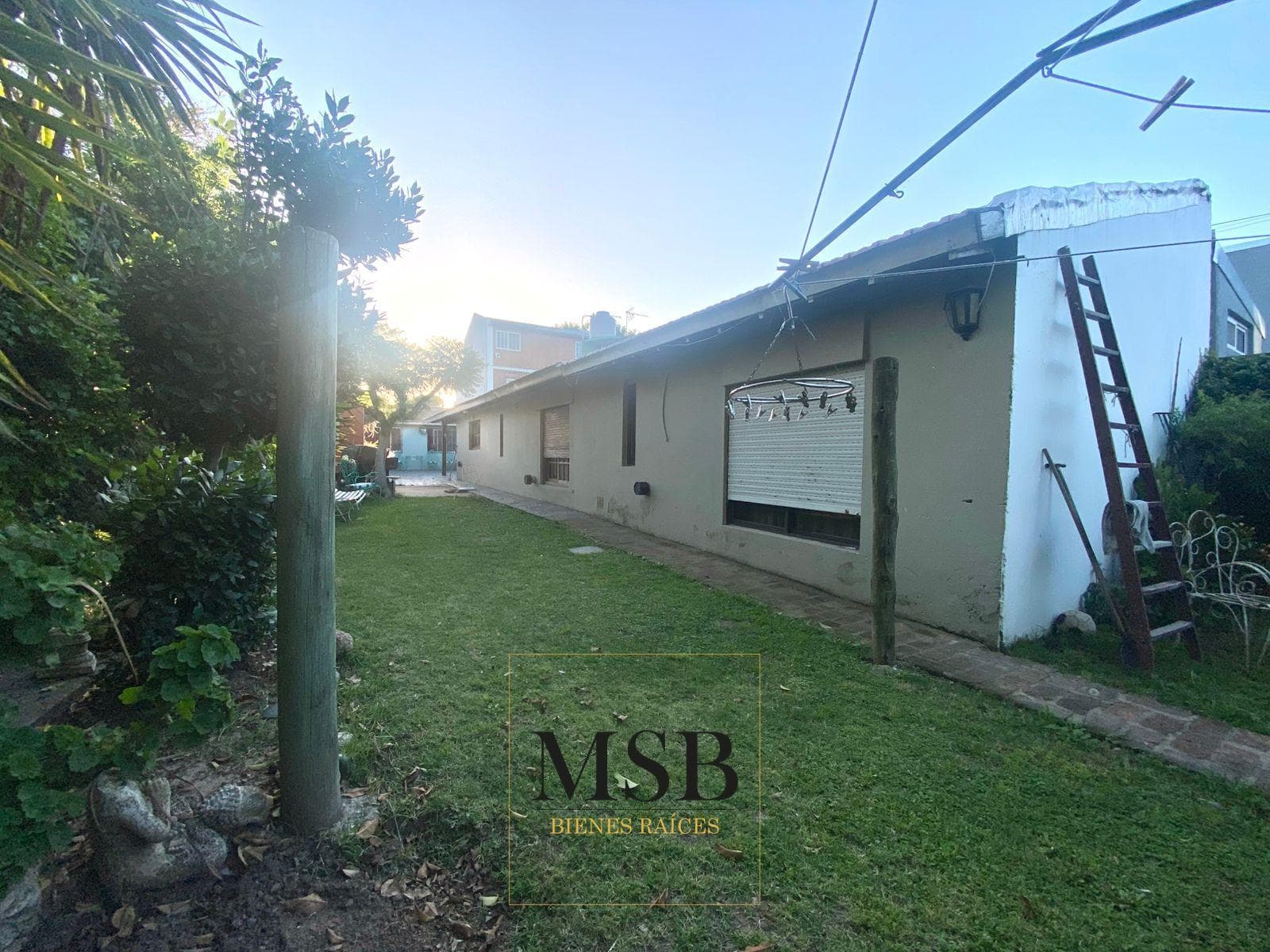 4-room house for sale | Downtown Berazategui | Large lot