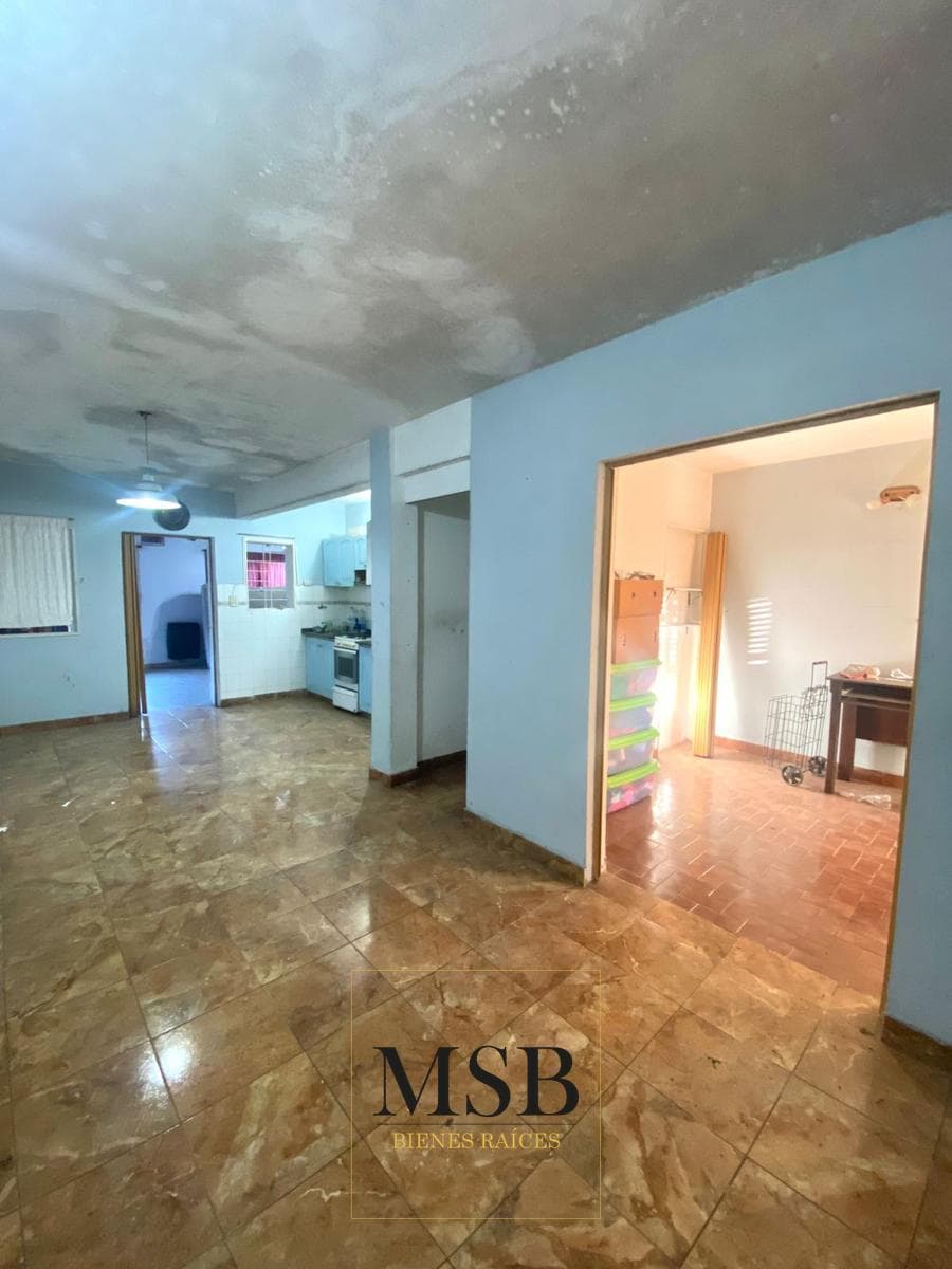 4-room house for sale | Downtown Berazategui | Large lot