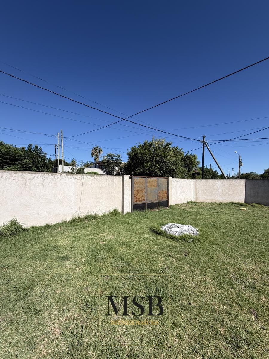 Lot for Sale Between Roads - City Bell